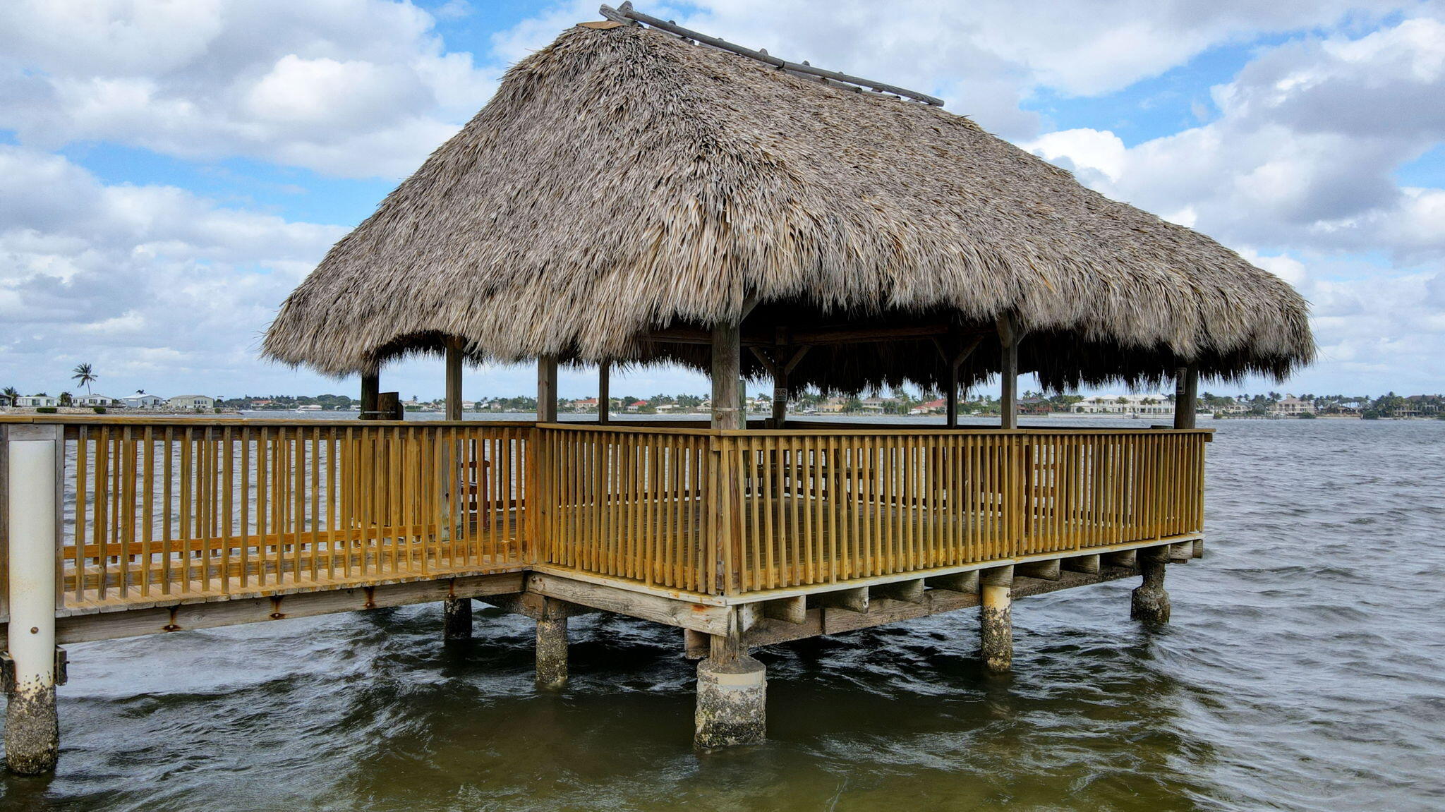 8200 Lakeshore #507, Hypoluxo FL 33462