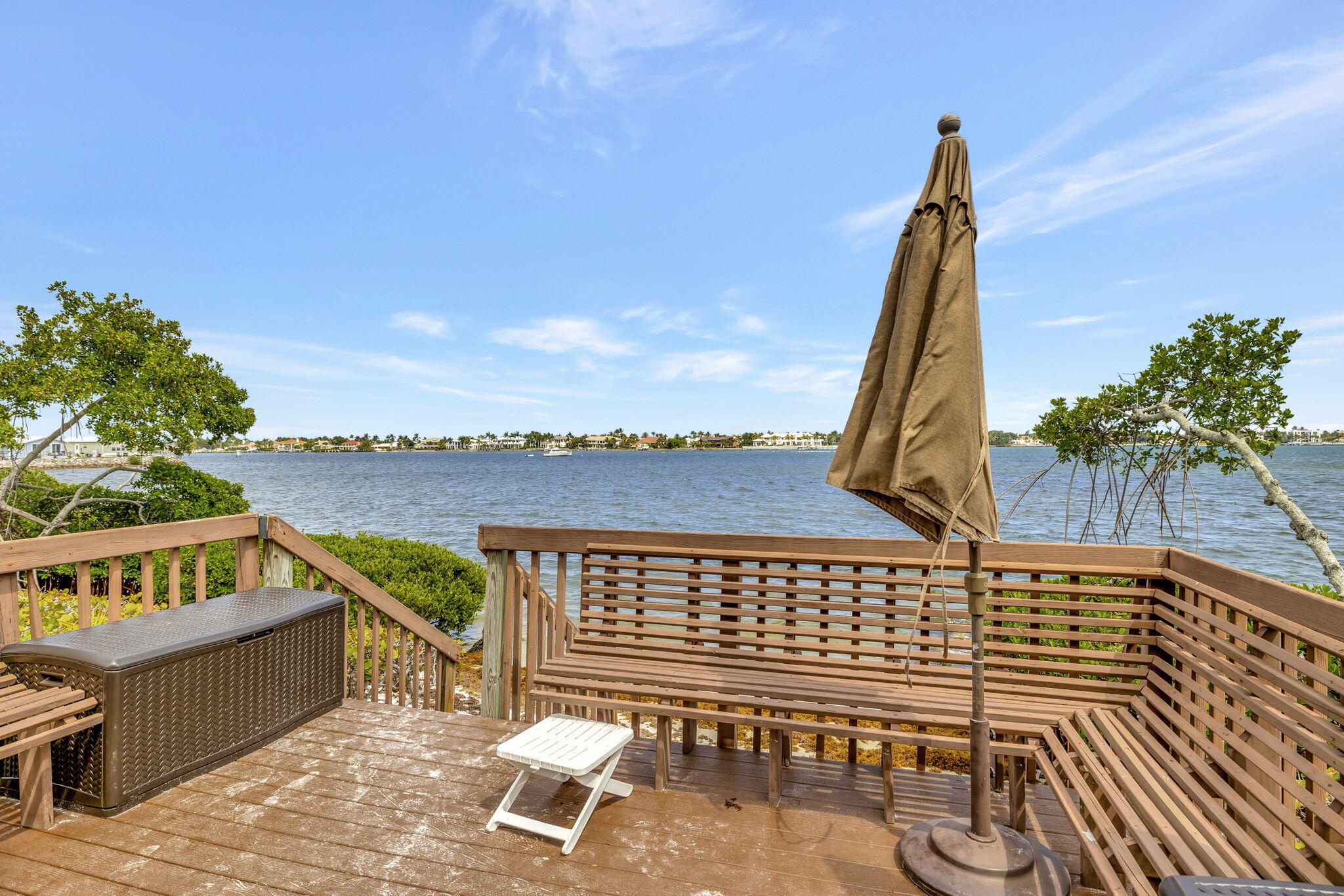 8200 Lakeshore #507, Hypoluxo FL 33462