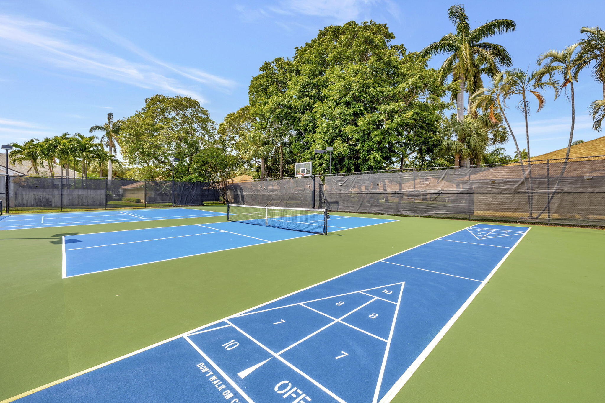 8200 Lakeshore #507, Hypoluxo FL 33462