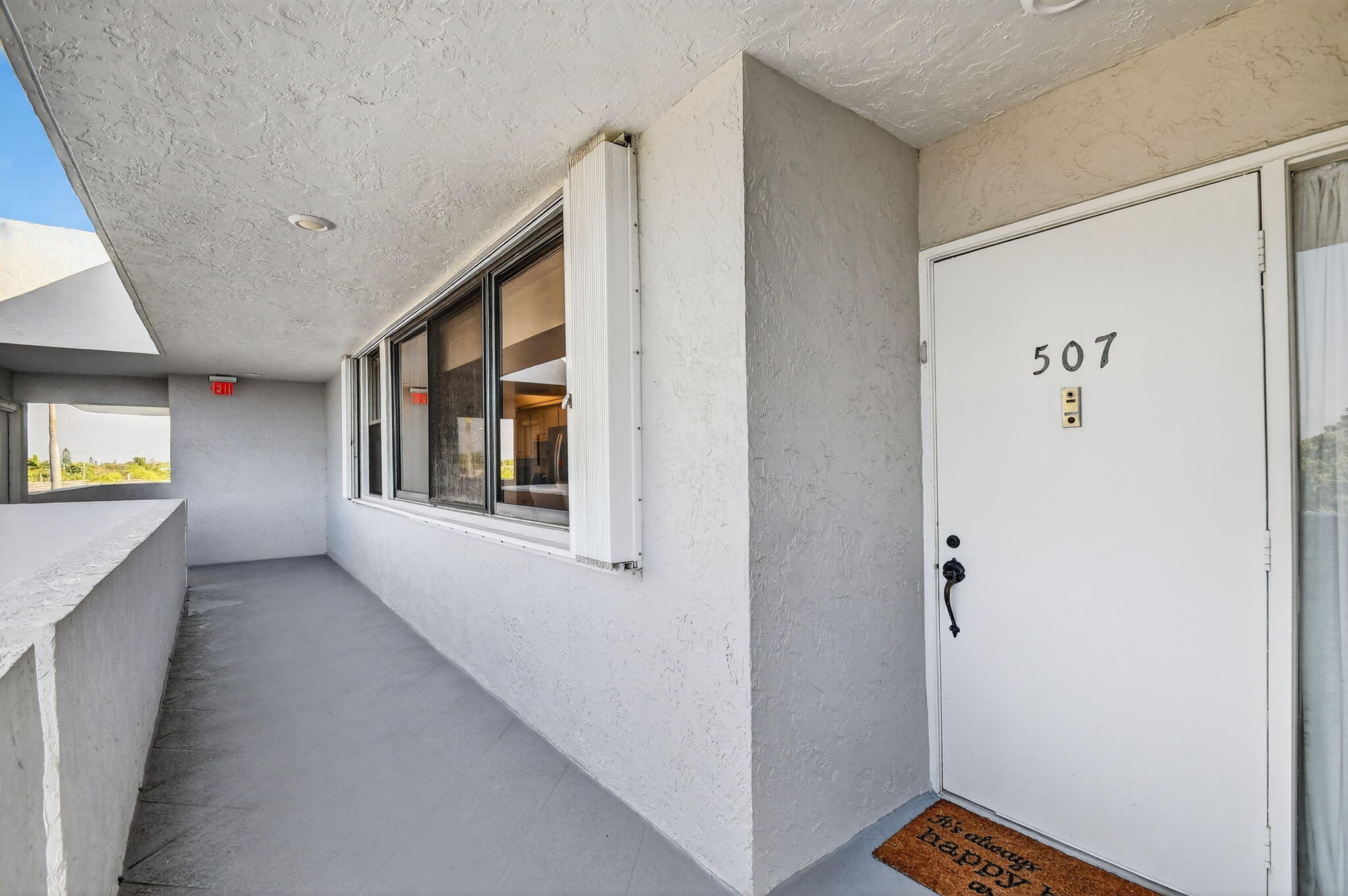 8200 Lakeshore #507, Hypoluxo FL 33462