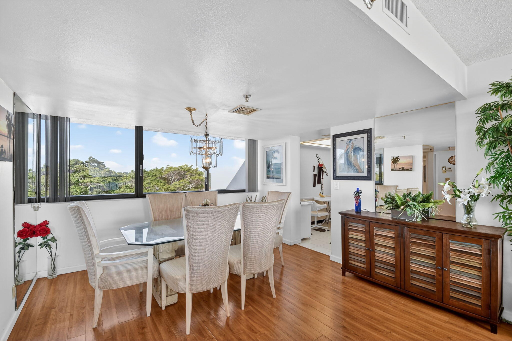 8200 Lakeshore #507, Hypoluxo FL 33462