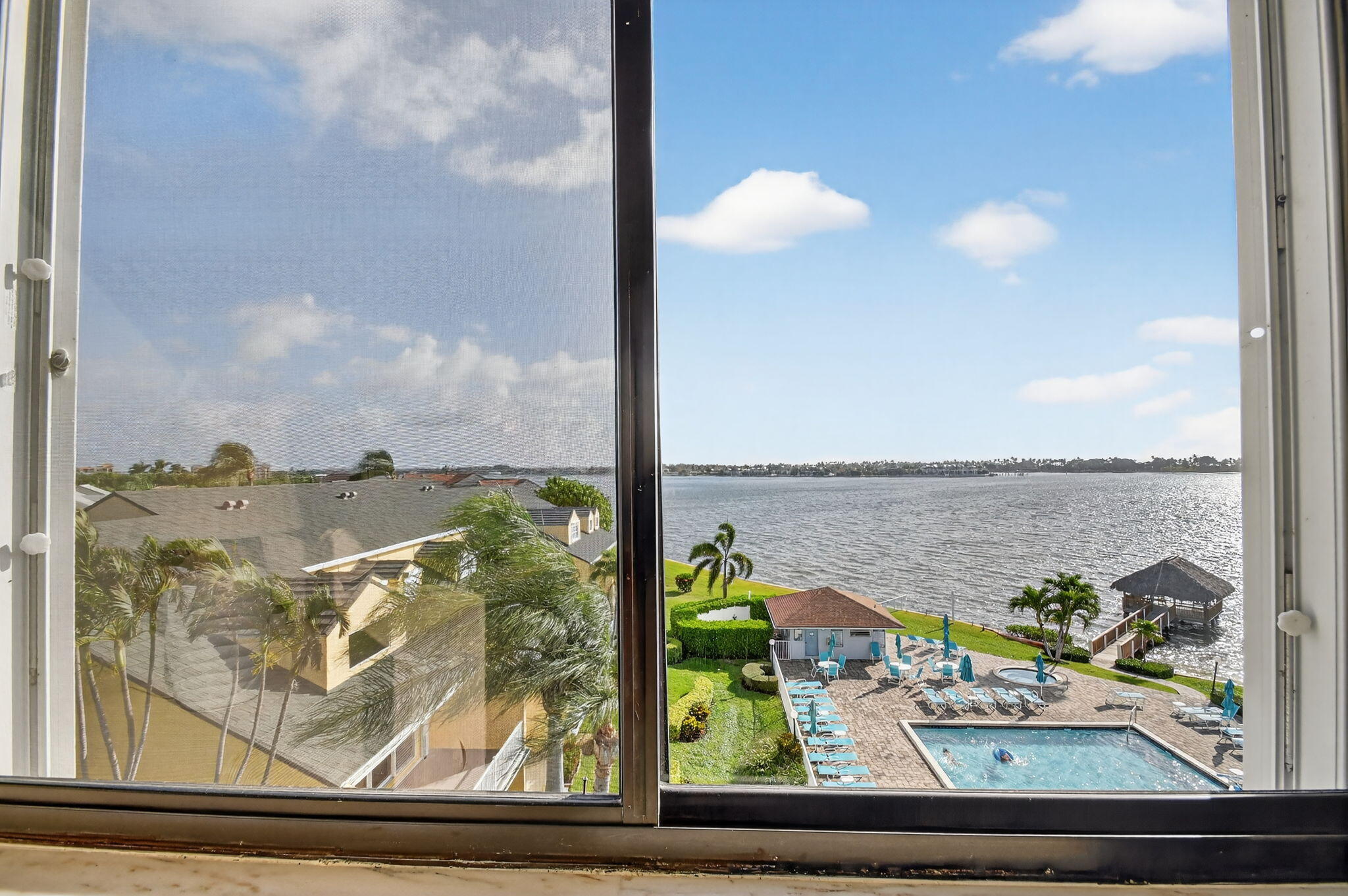 8200 Lakeshore #507, Hypoluxo FL 33462