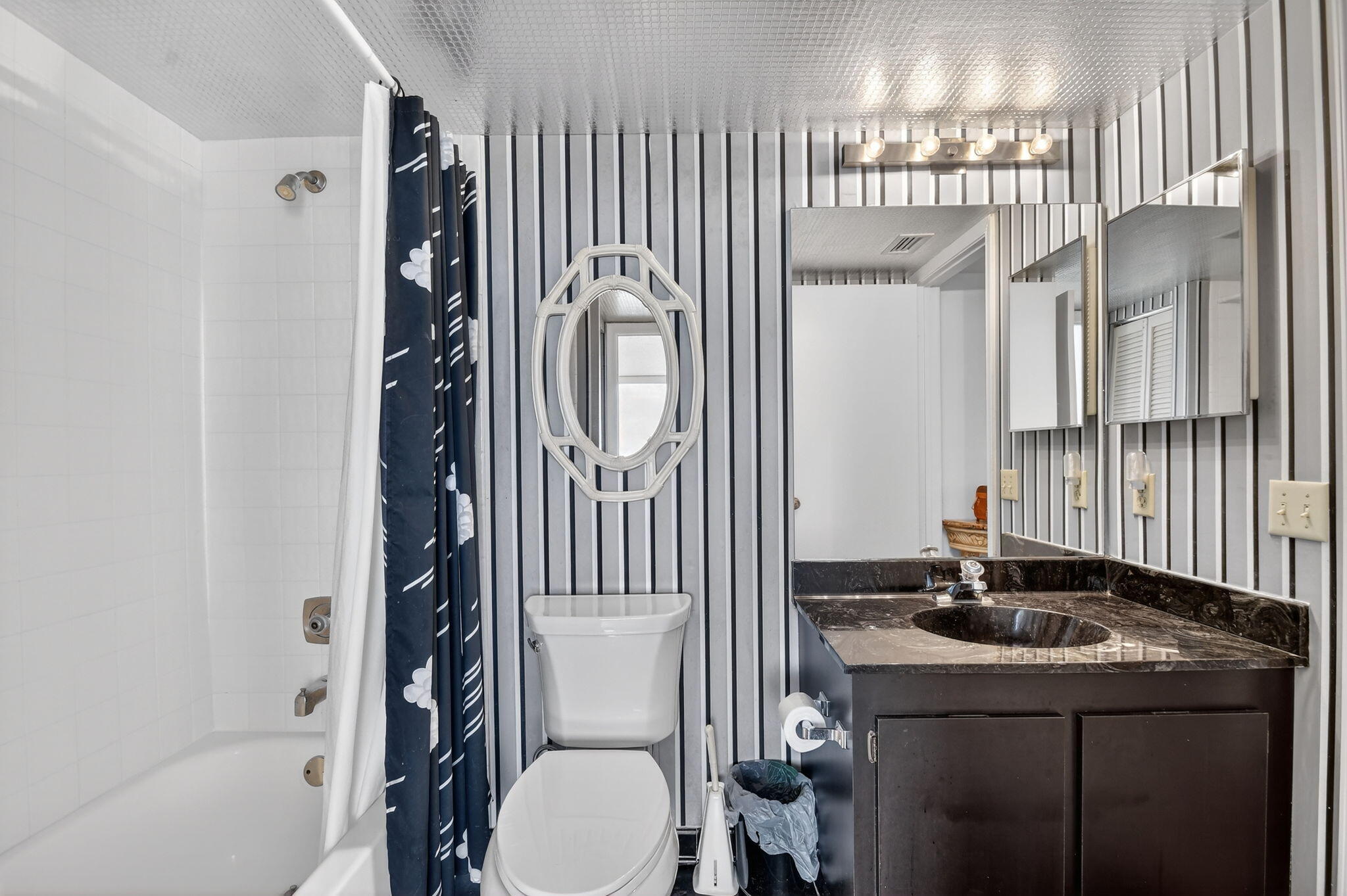 8200 Lakeshore #507, Hypoluxo FL 33462