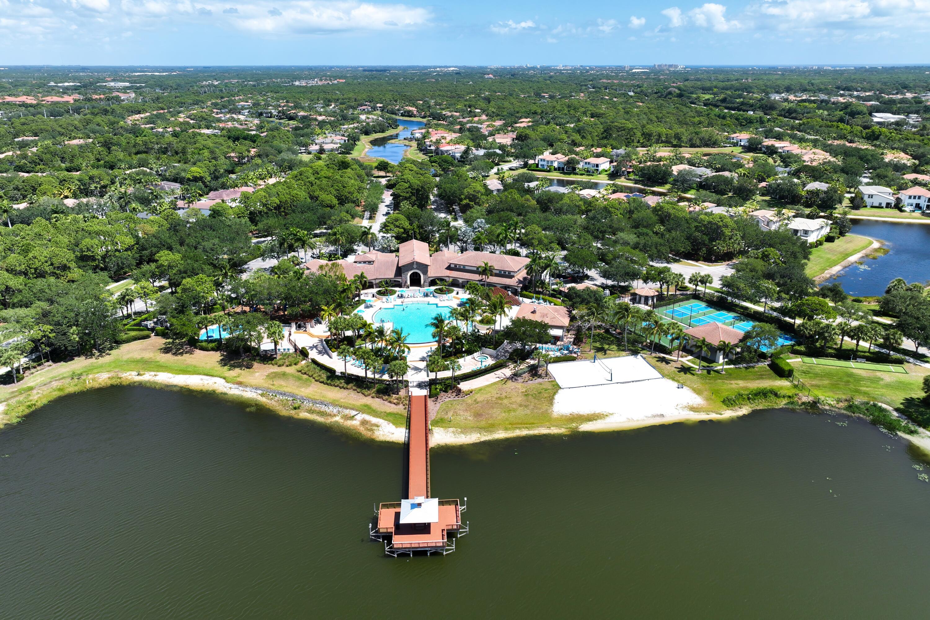 943 Mill Creek, Palm Beach Gardens FL 33410