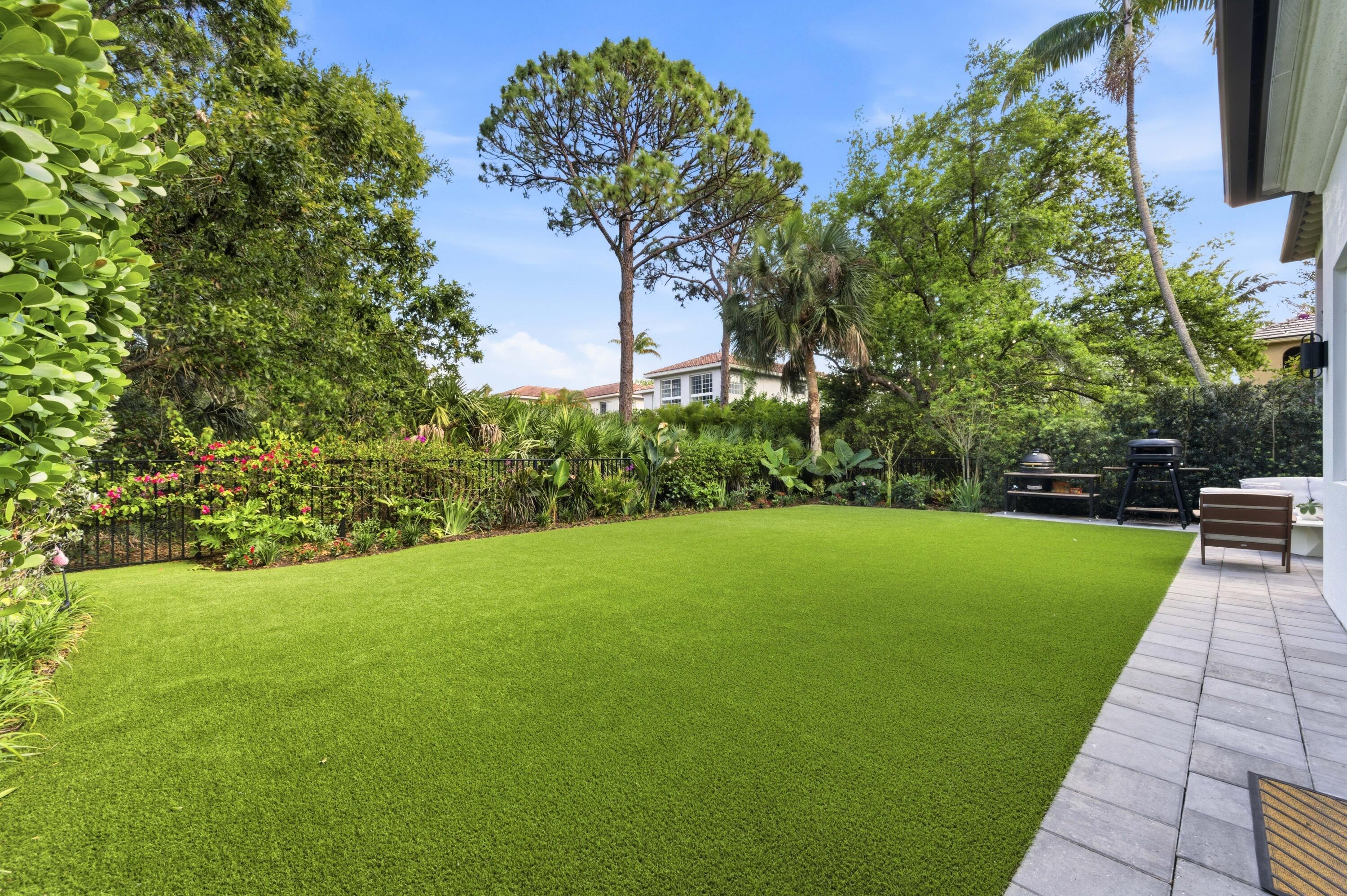 943 Mill Creek, Palm Beach Gardens FL 33410
