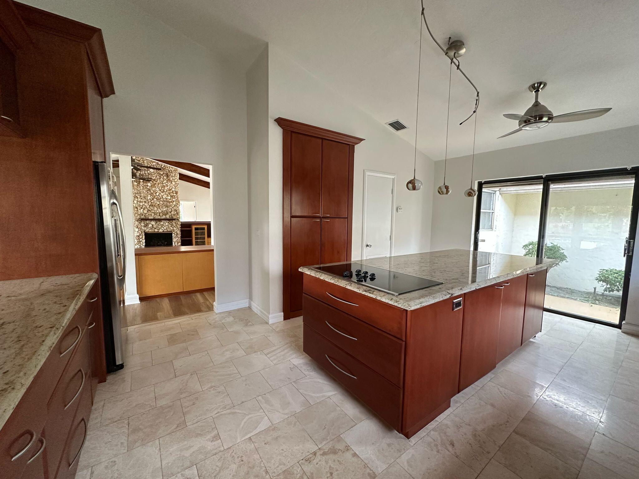 7243 Encina, Boca Raton FL 33433