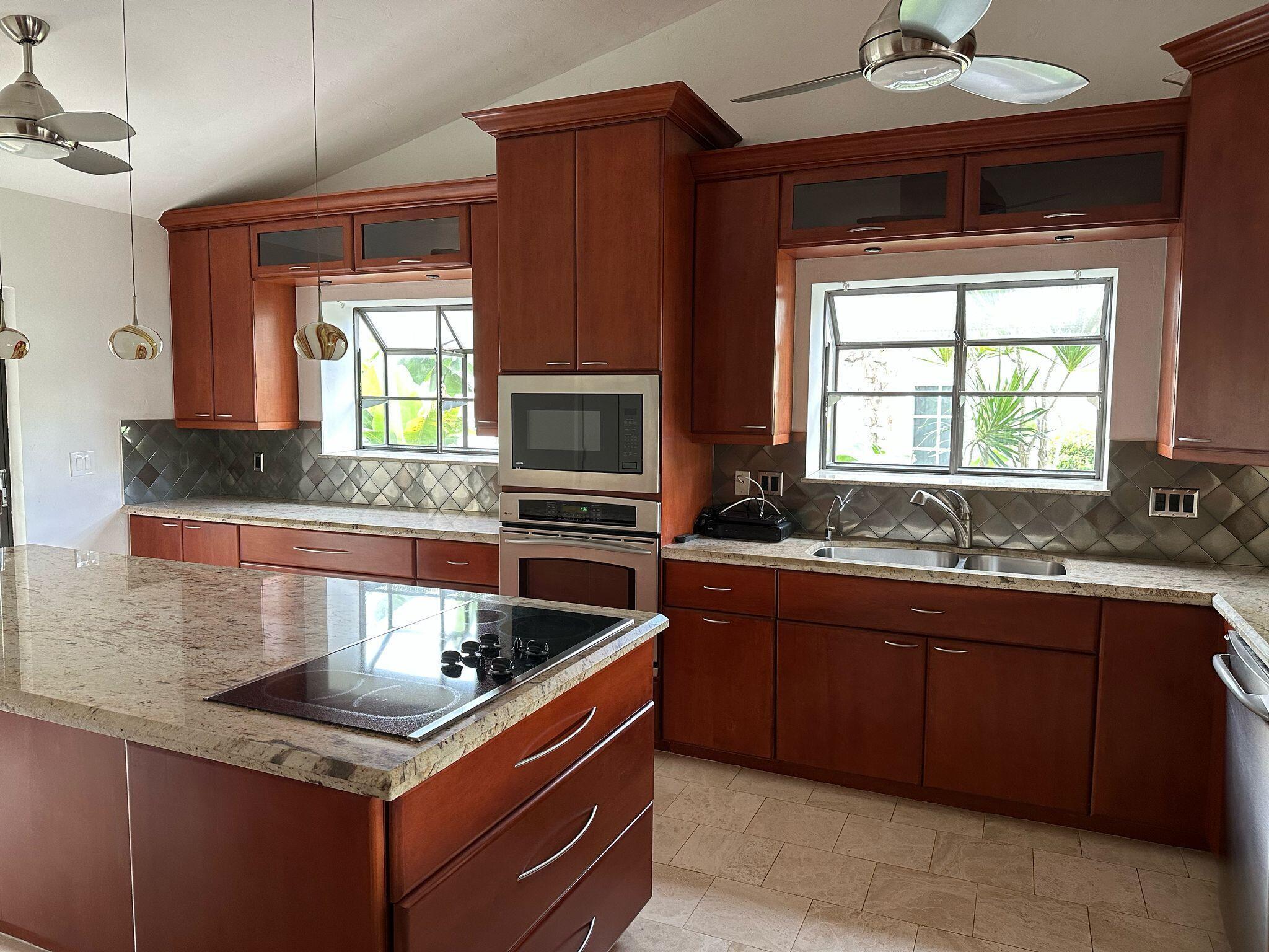 7243 Encina, Boca Raton FL 33433