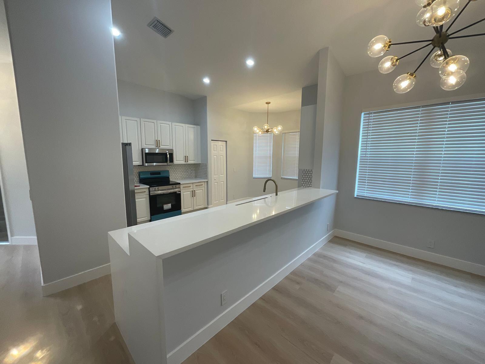 8273 Manjack, West Palm Beach FL 33411