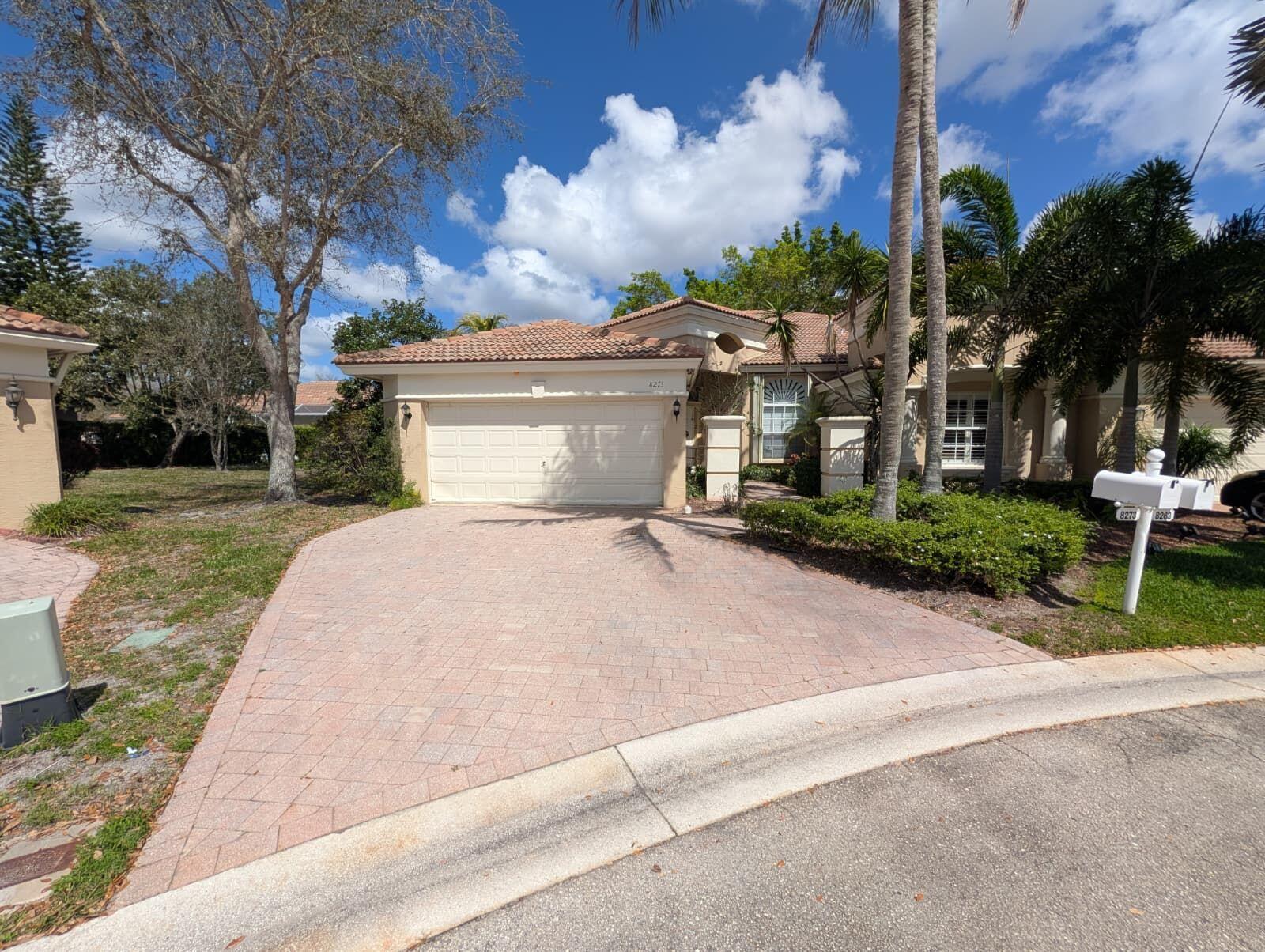8273 Manjack, West Palm Beach FL 33411