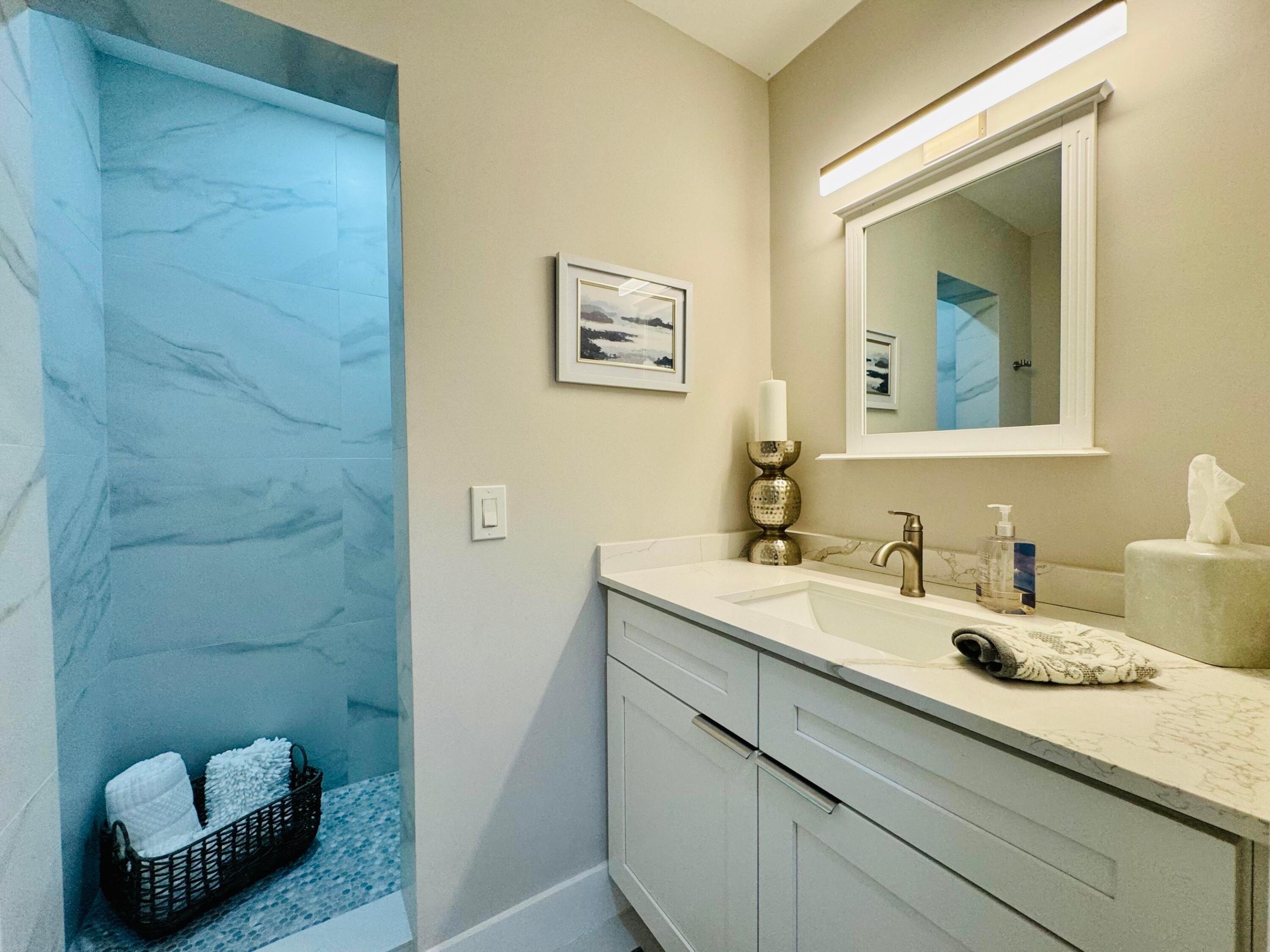 3201 NE 29th #308, Fort Lauderdale FL 33308
