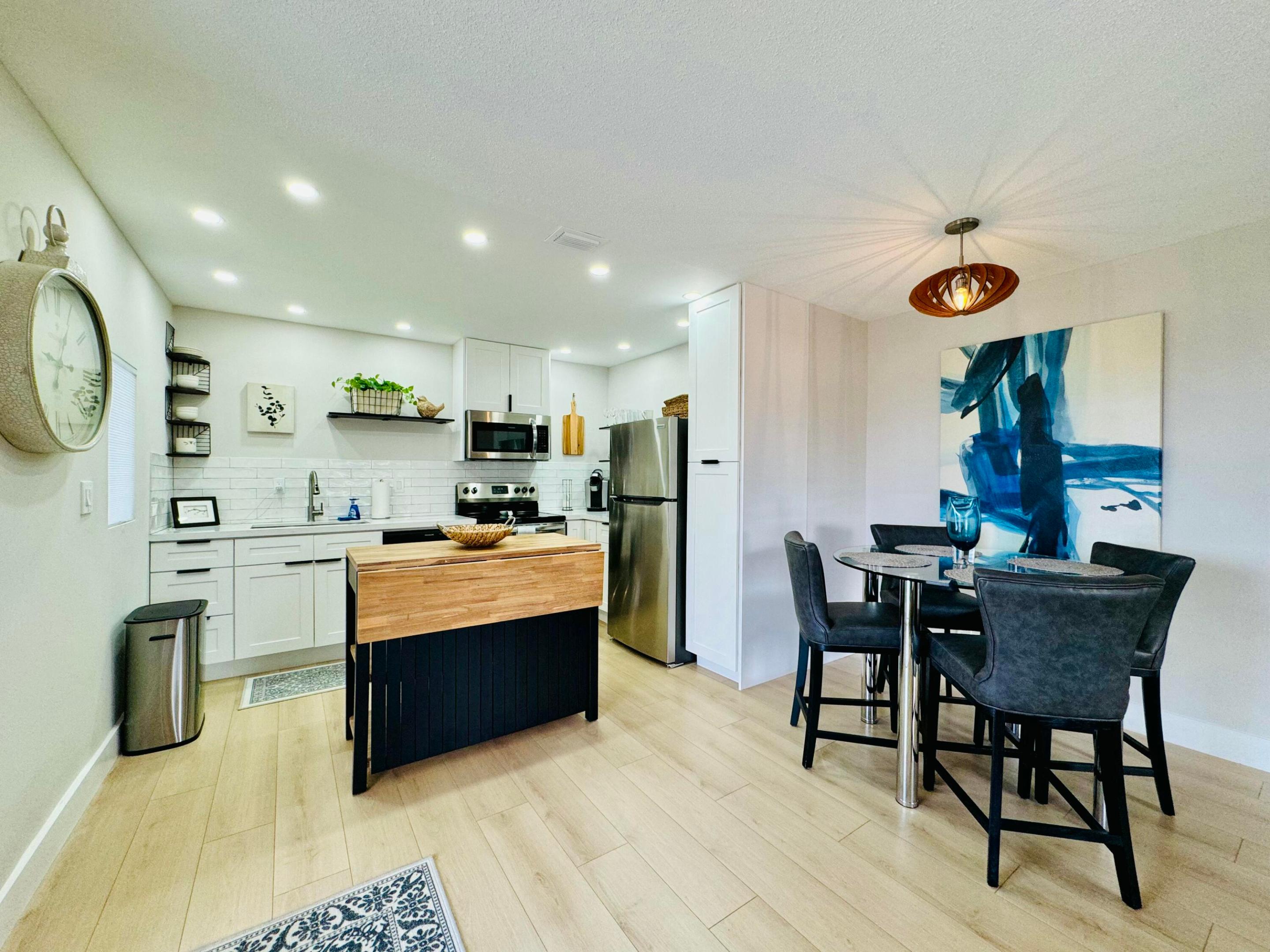 3201 NE 29th #308, Fort Lauderdale FL 33308