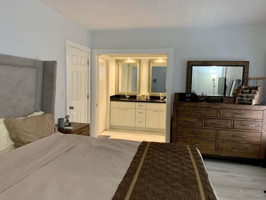 3230 Aqua Vista, Pompano Beach FL 33062