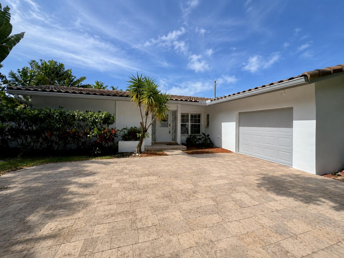 3230 Aqua Vista, Pompano Beach FL 33062