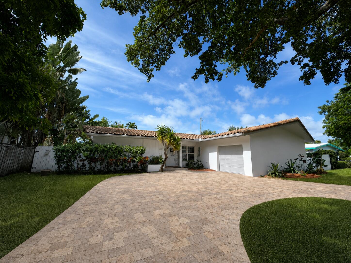 3230 Aqua Vista, Pompano Beach FL 33062
