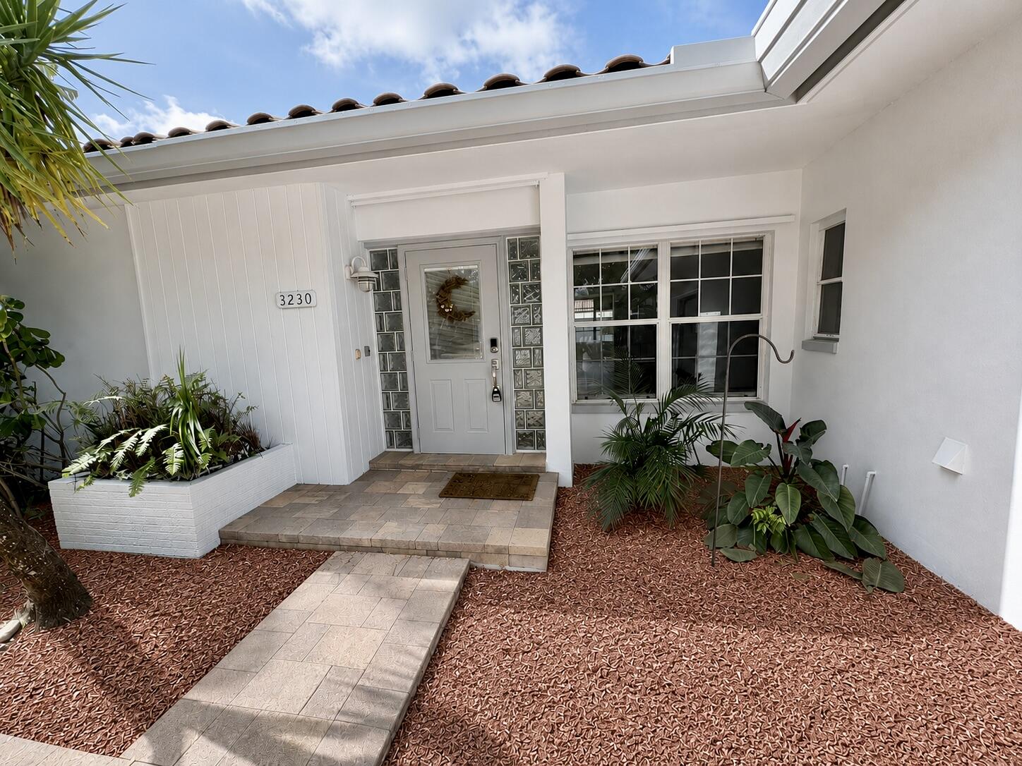 3230 Aqua Vista, Pompano Beach FL 33062