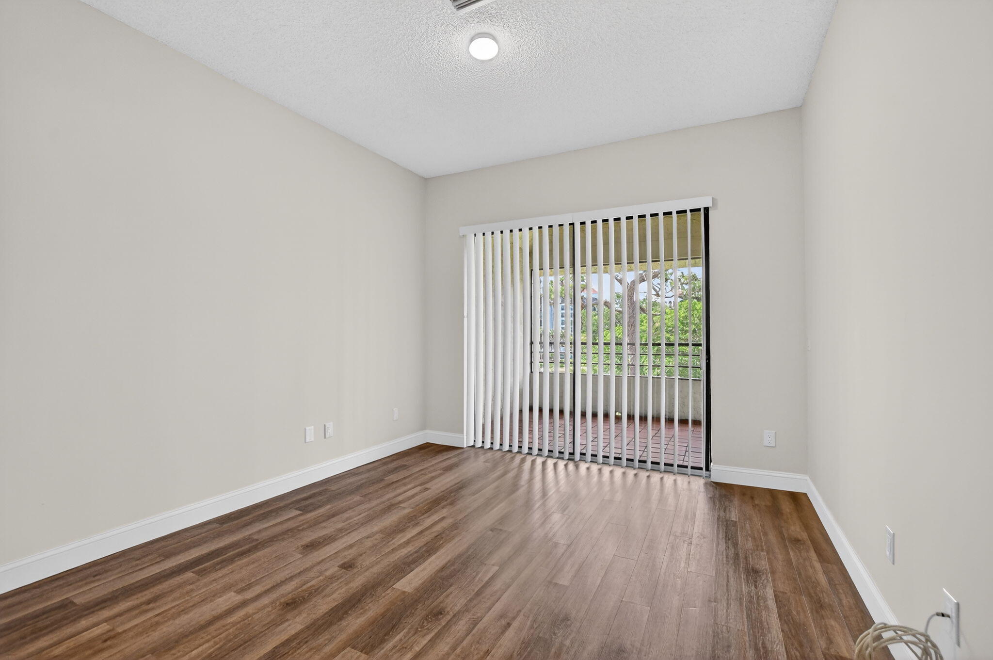 7472 La Paz #304, Boca Raton FL 33433