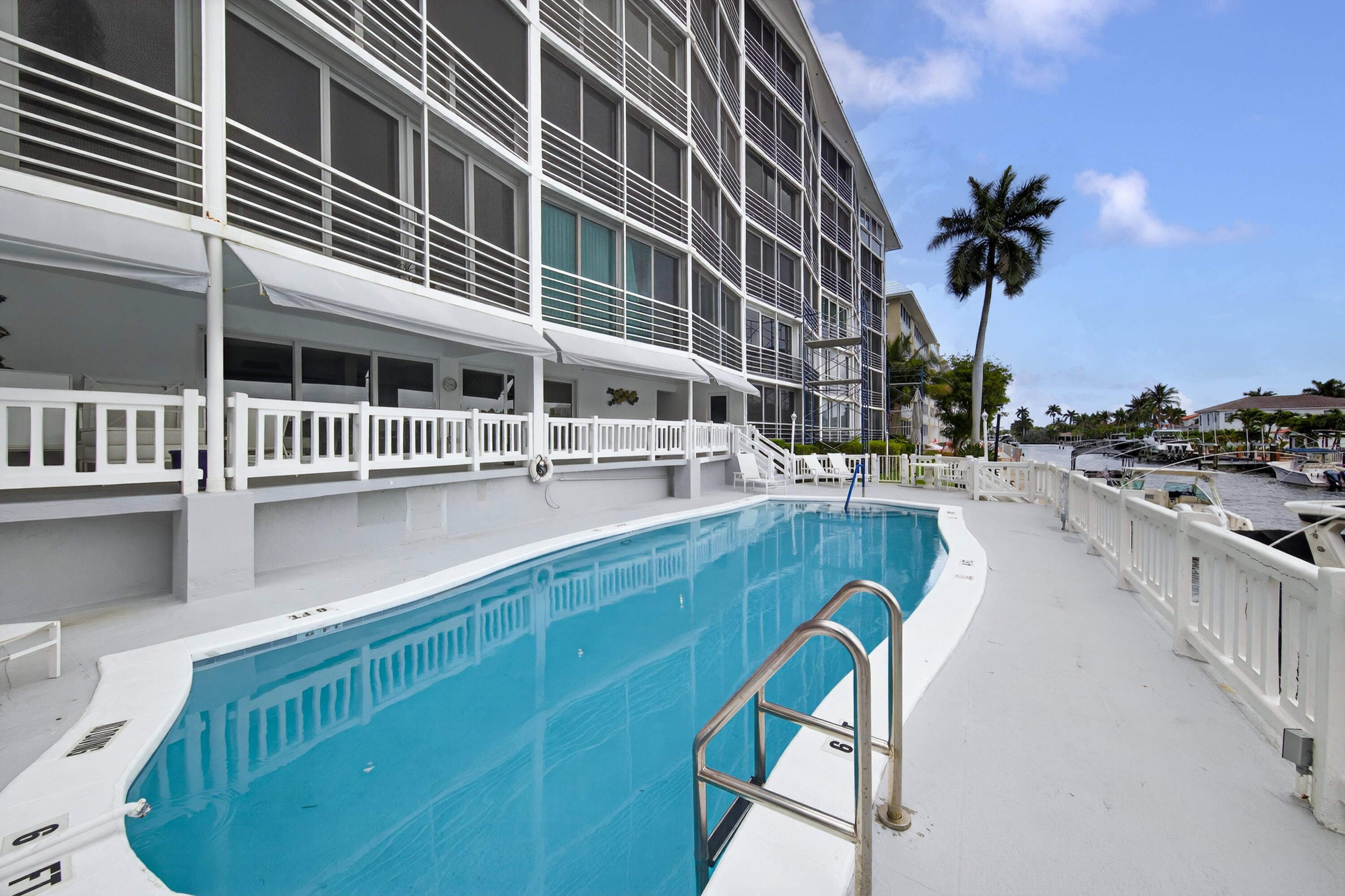 3050 NE 47th #607, Fort Lauderdale FL 33308