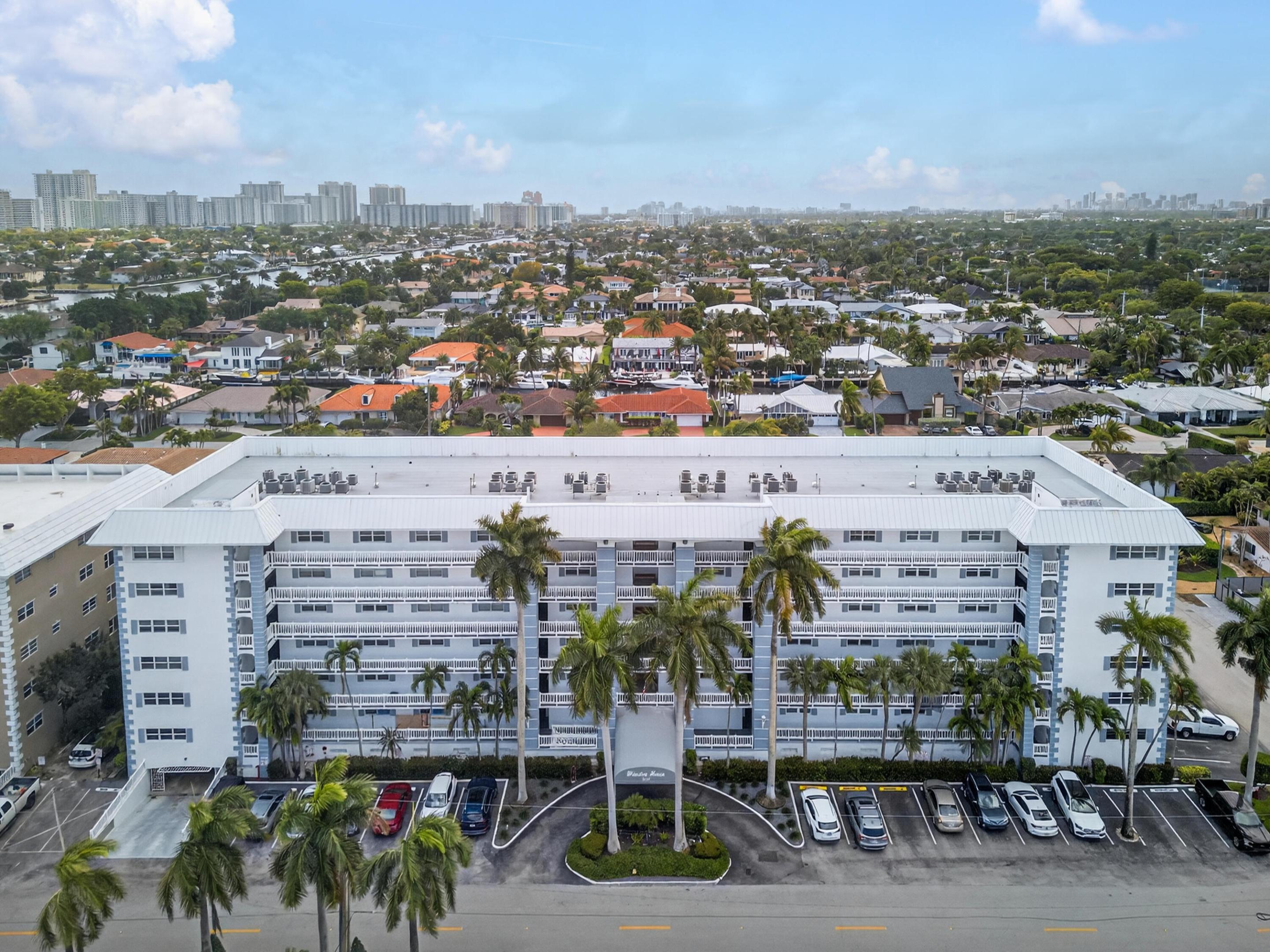 3050 NE 47th #607, Fort Lauderdale FL 33308