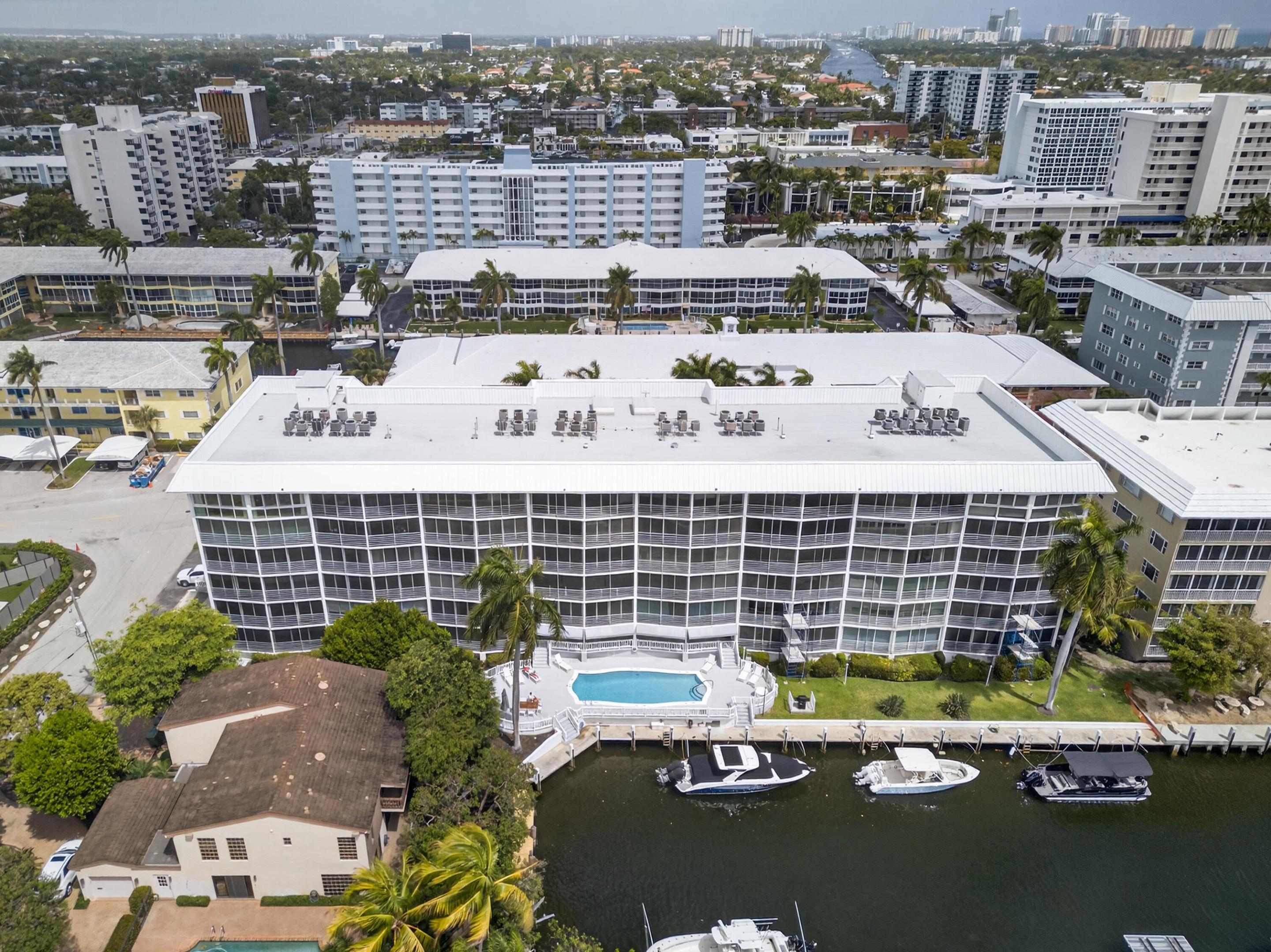3050 NE 47th #607, Fort Lauderdale FL 33308