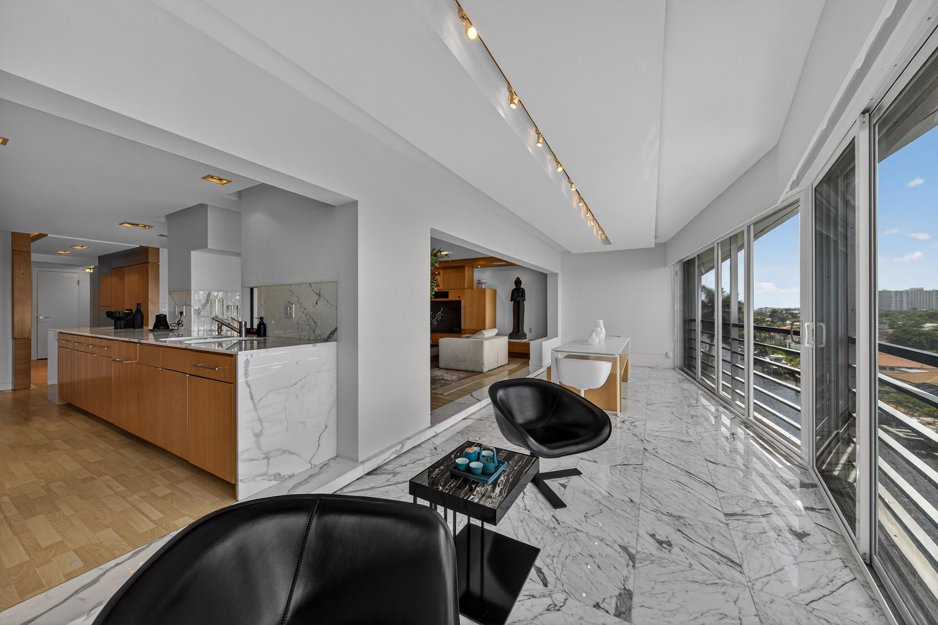 3050 NE 47th #607, Fort Lauderdale FL 33308