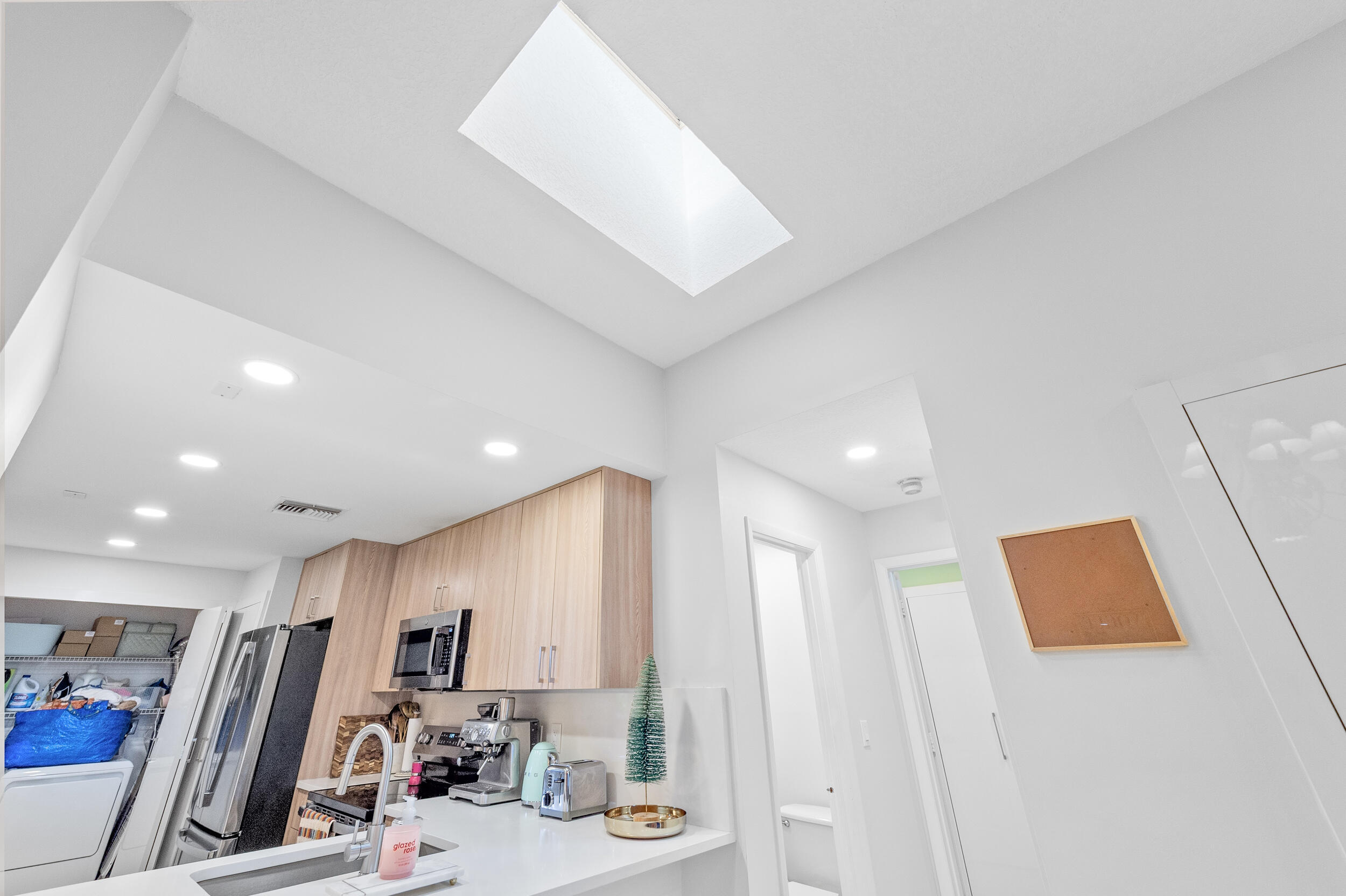 7460 La Paz #304, Boca Raton FL 33433