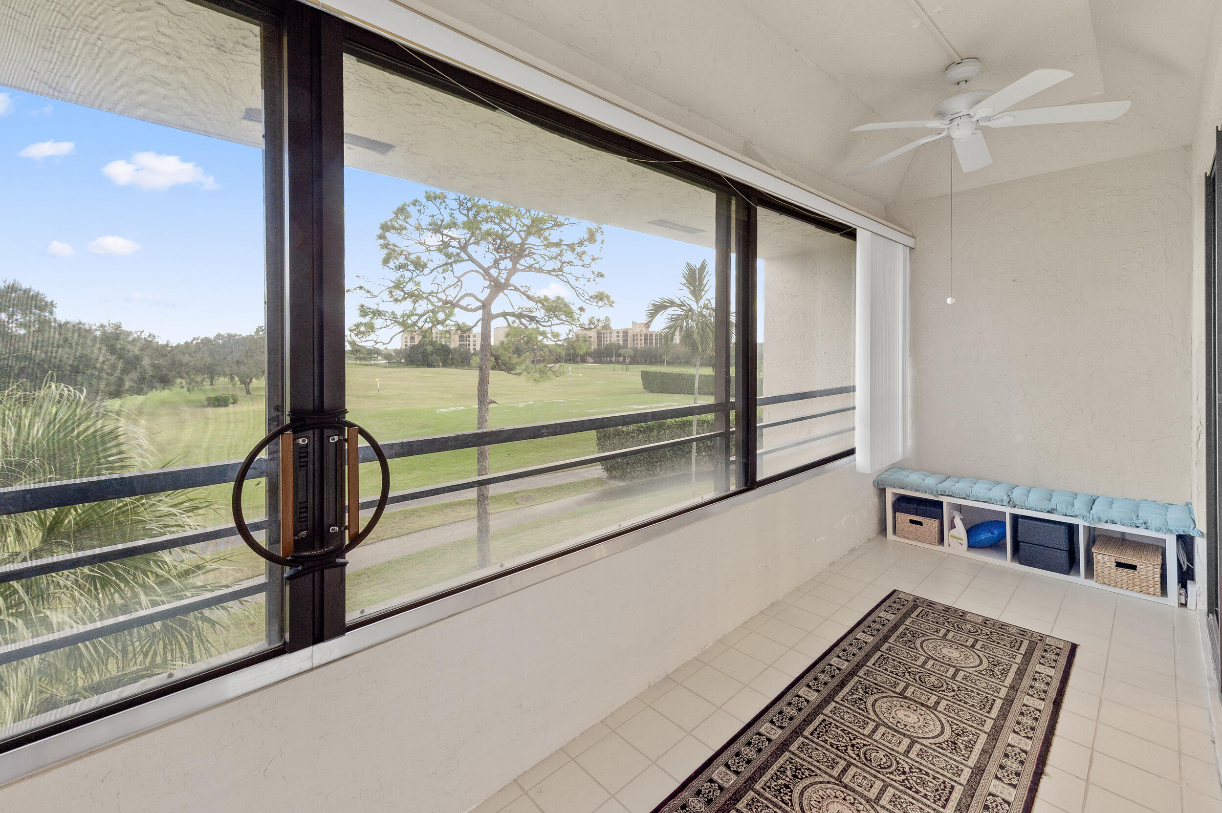 7460 La Paz #304, Boca Raton FL 33433