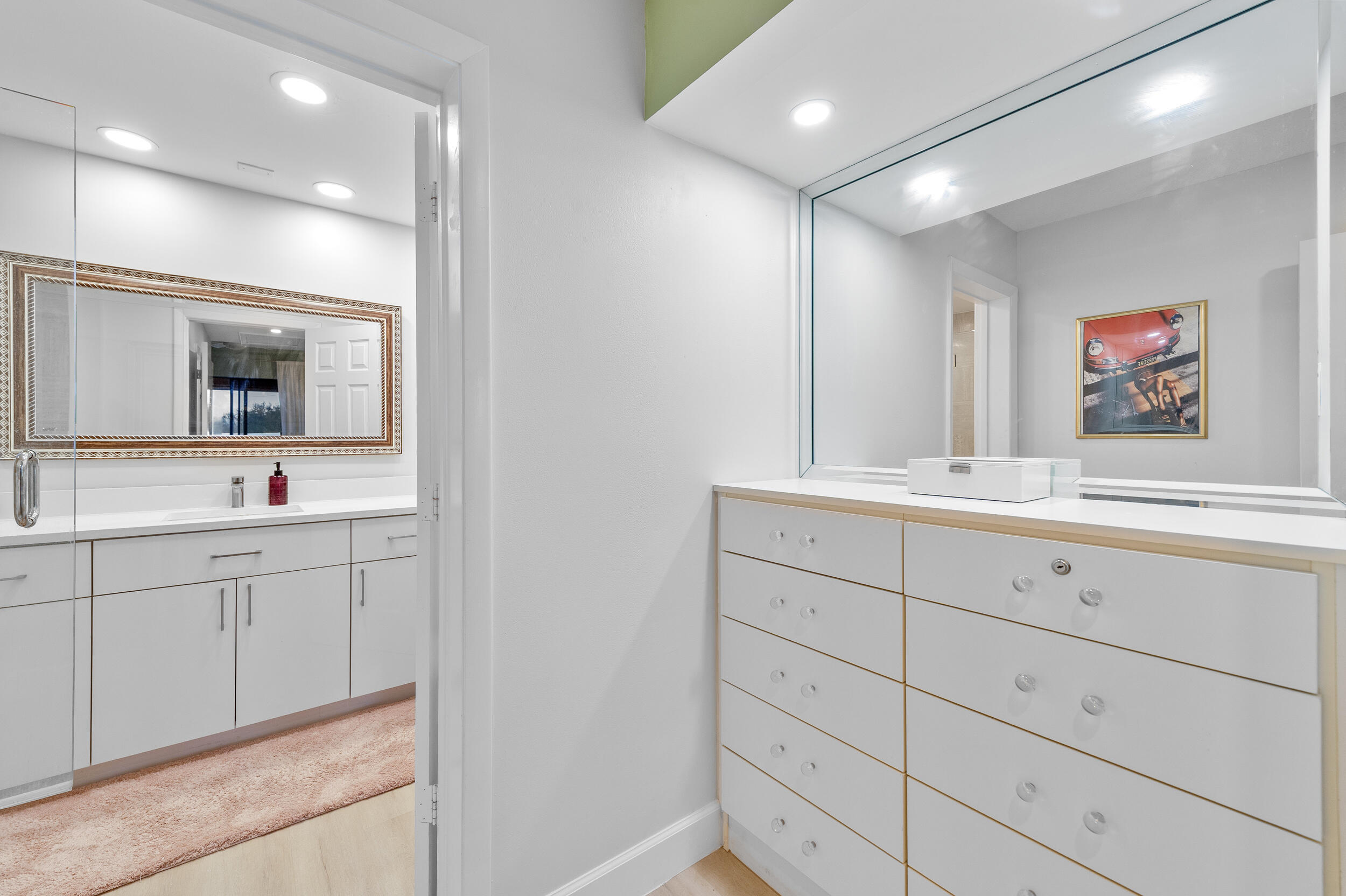 7460 La Paz #304, Boca Raton FL 33433