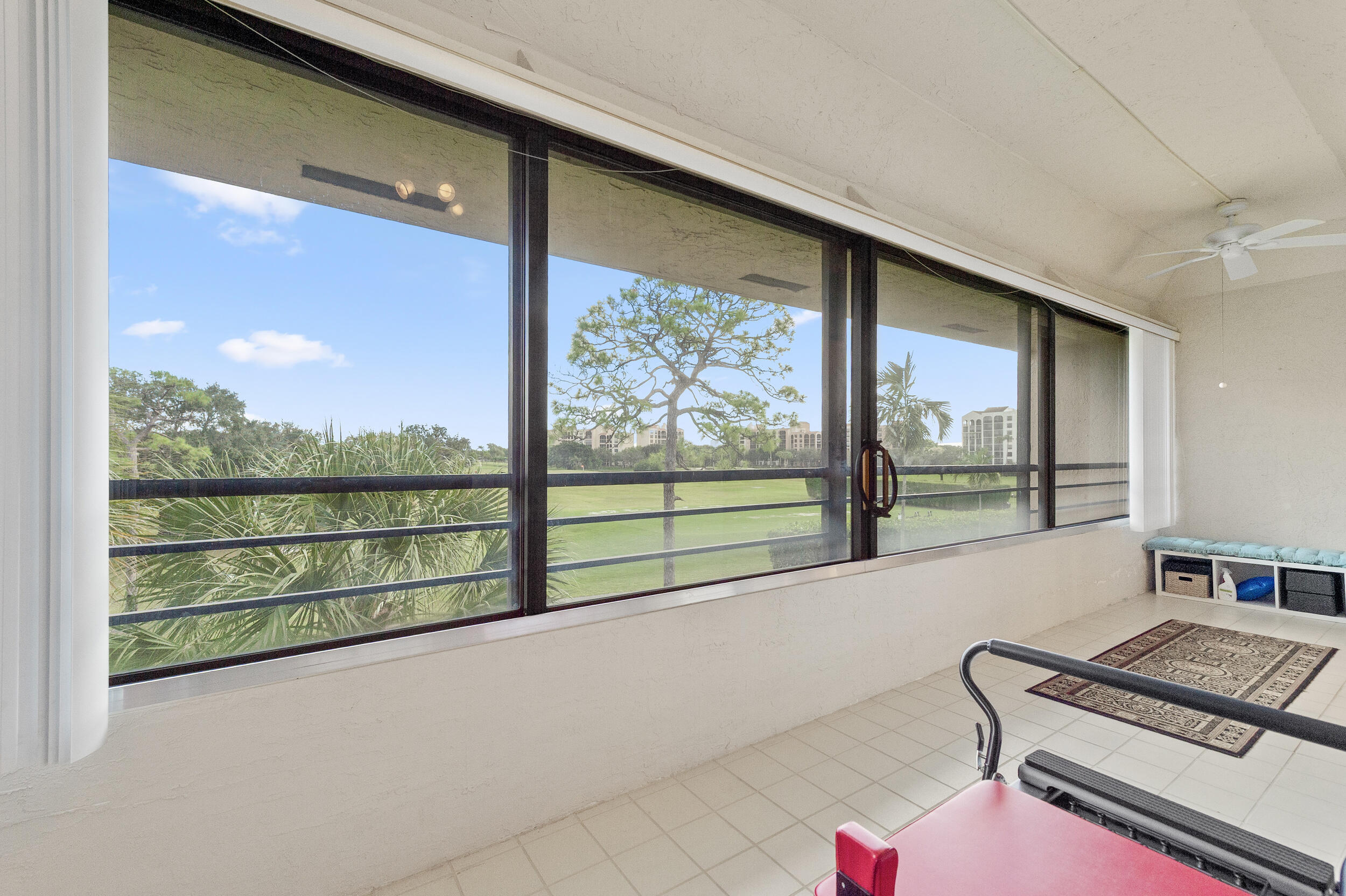 7460 La Paz #304, Boca Raton FL 33433