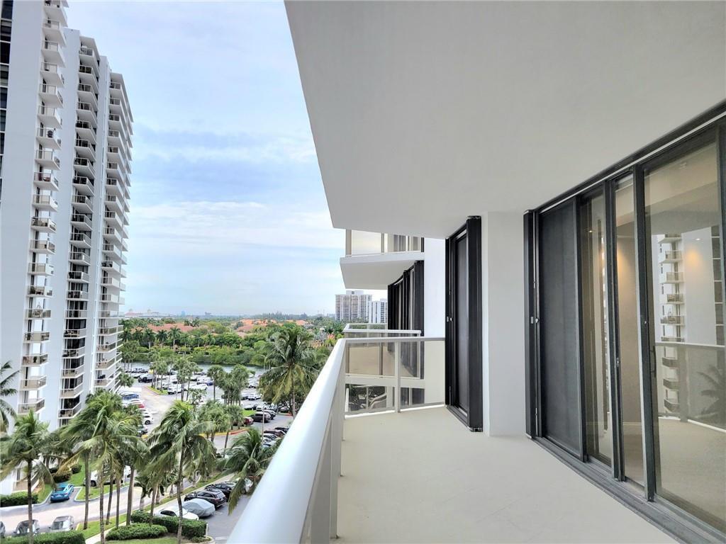 20281 E Country Club #503, Aventura FL 33180