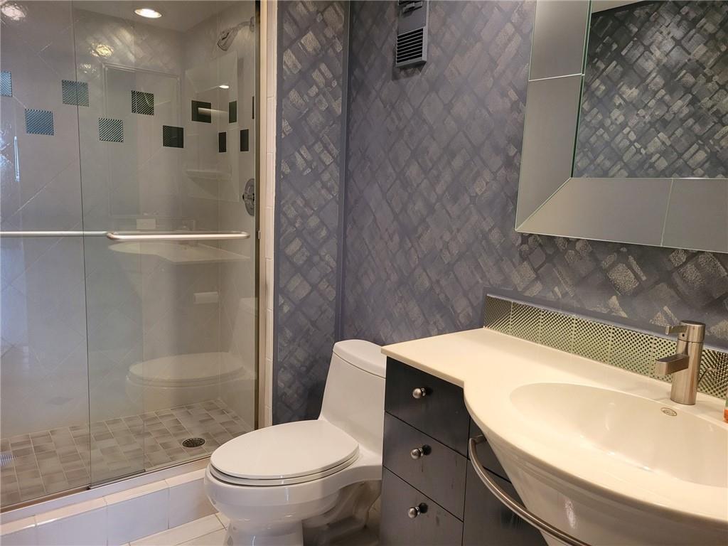 20281 E Country Club #503, Aventura FL 33180