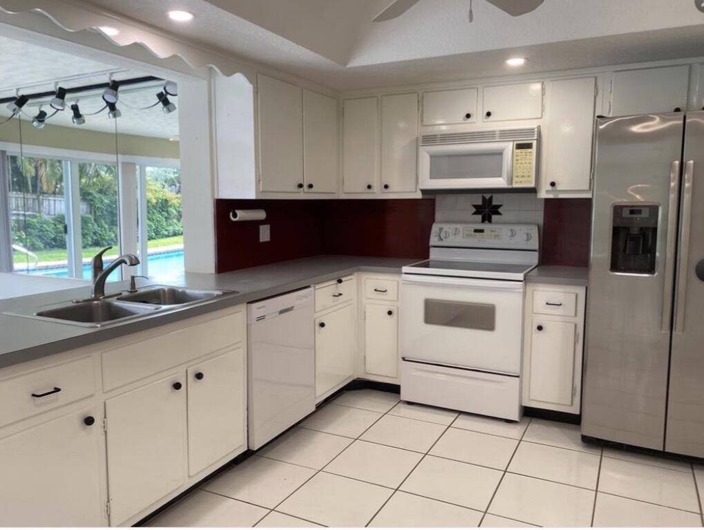 1230 SE 14th, Deerfield Beach FL 33441