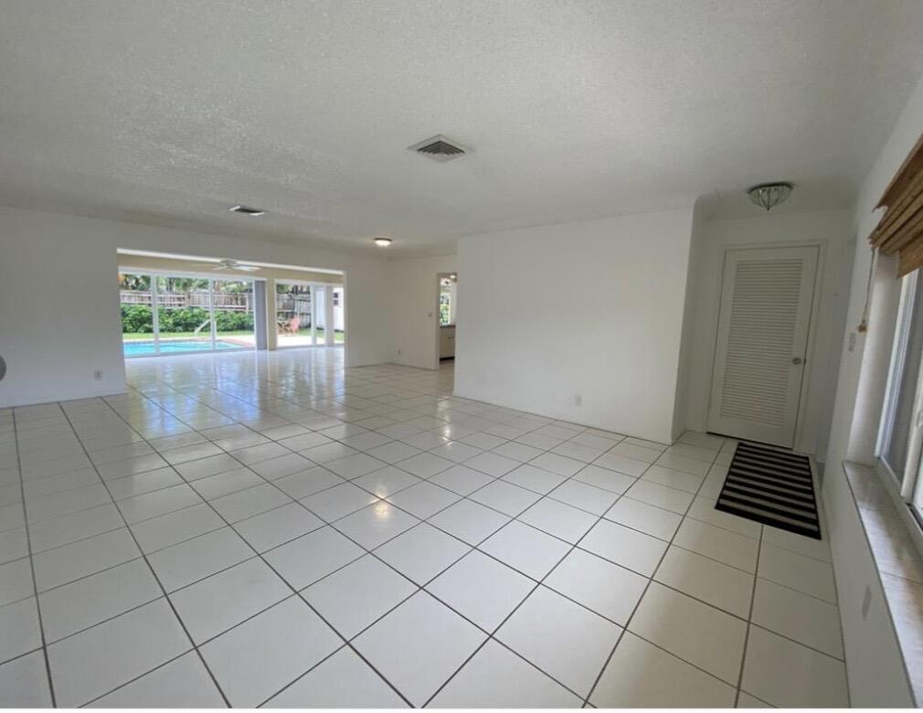 1230 SE 14th, Deerfield Beach FL 33441