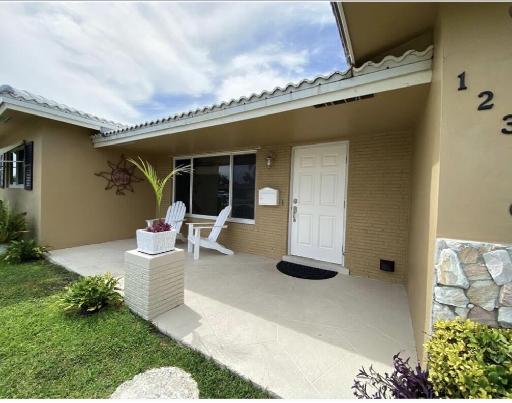 1230 SE 14th, Deerfield Beach FL 33441