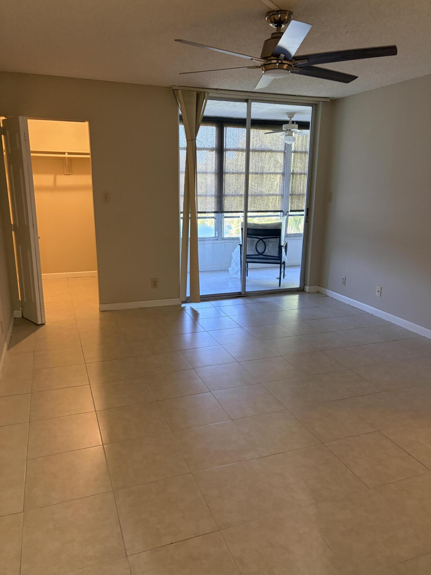 3341 NW 47th #301, Lauderdale Lakes FL 33319