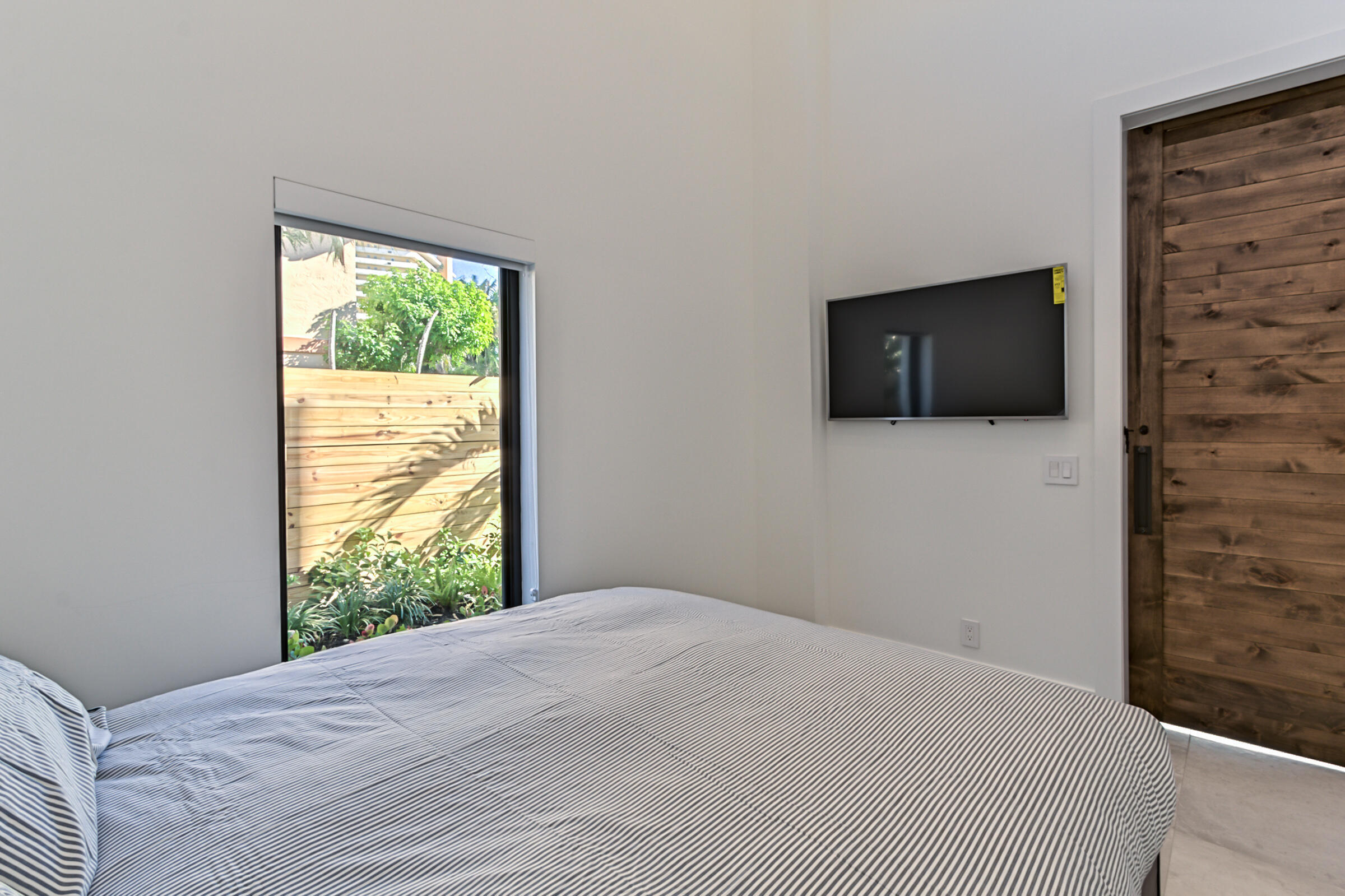 1955 NE 4th #Unit 1, Deerfield Beach FL 33441
