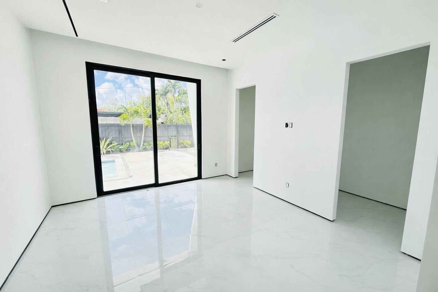 8966 SW 40th, Miami FL 33165