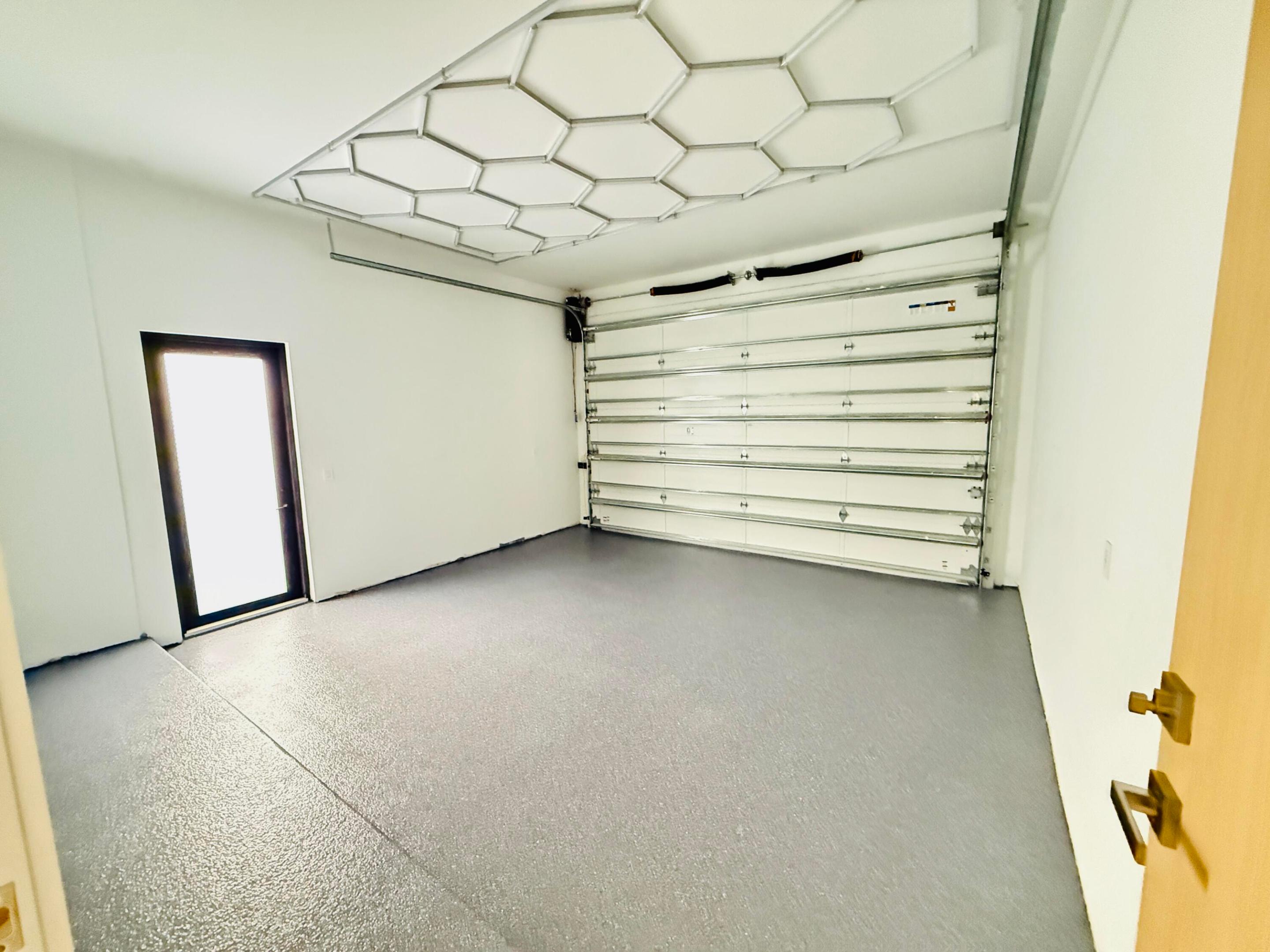 8966 SW 40th, Miami FL 33165