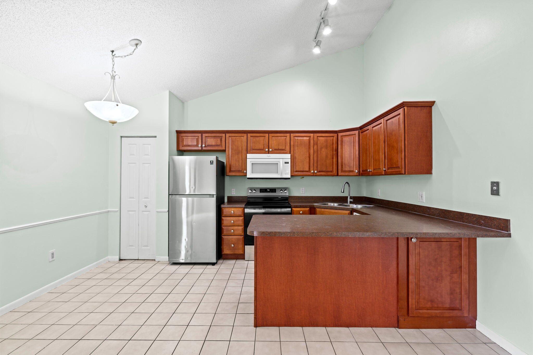 5620 Eagle Lake, Palm Beach Gardens FL 33418