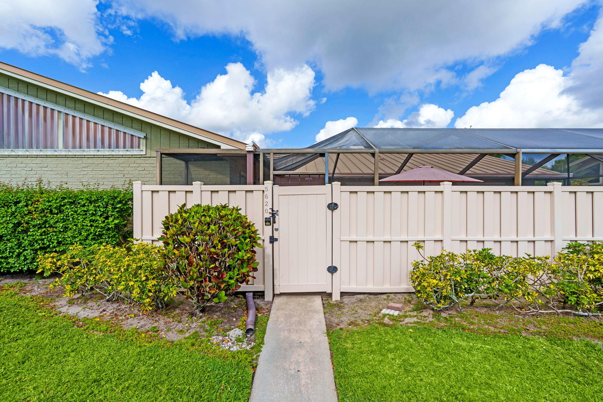 5620 Eagle Lake, Palm Beach Gardens FL 33418