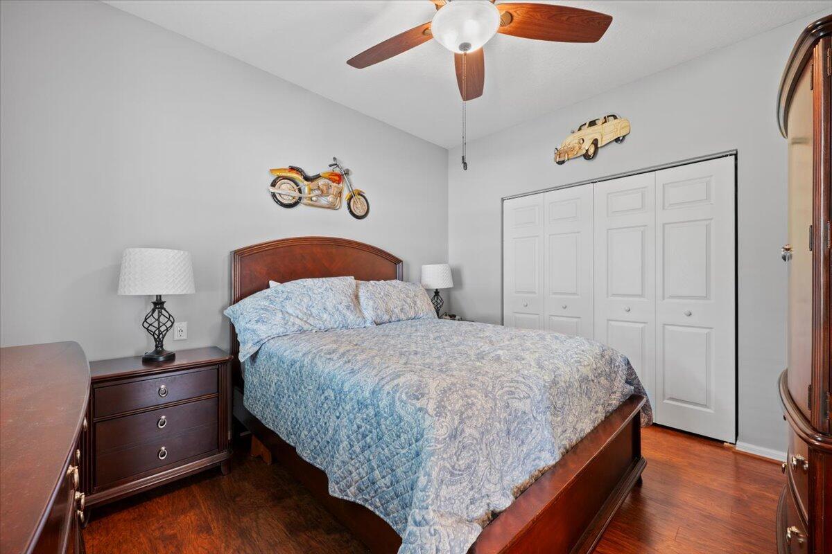 1575 Newhaven Point, West Palm Beach FL 33411