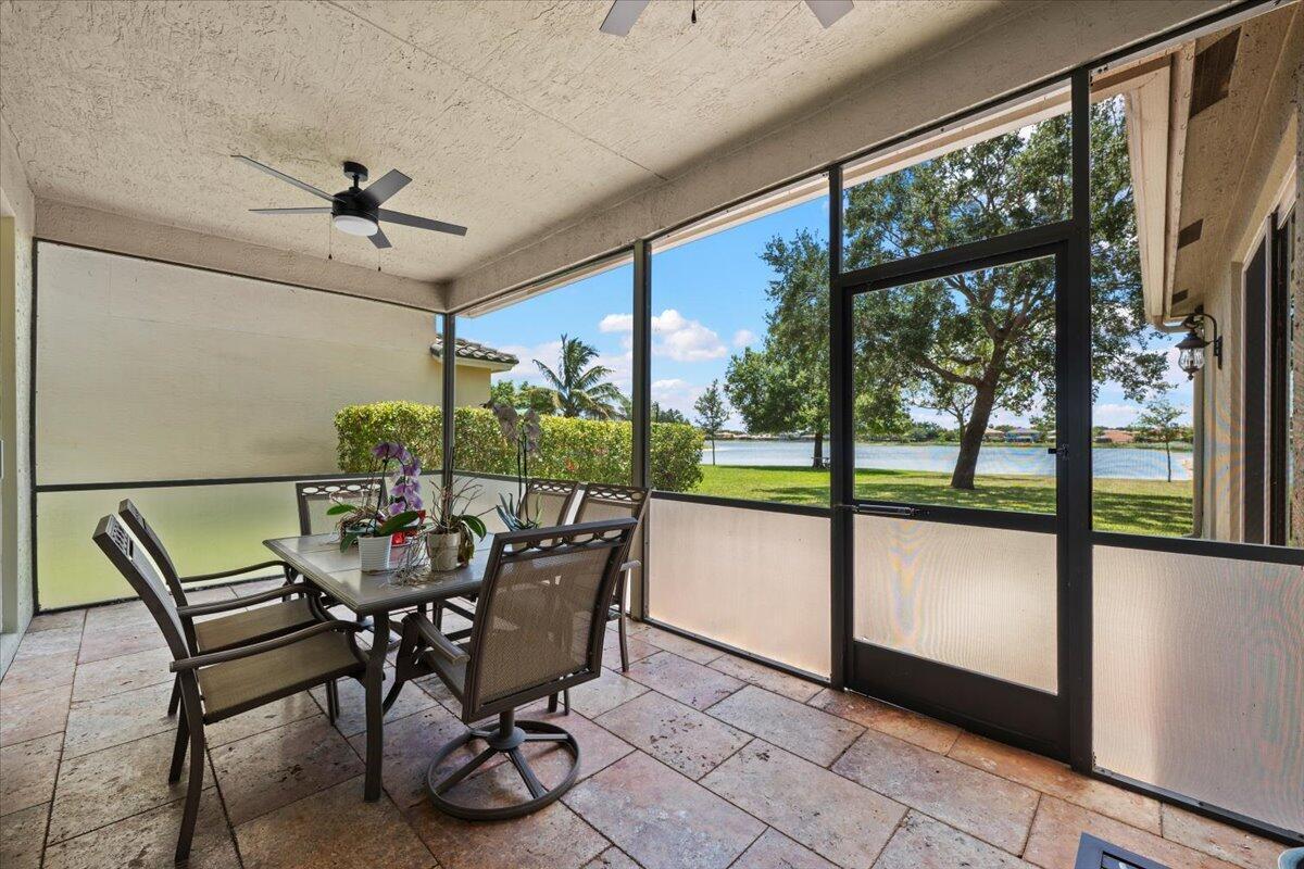 1575 Newhaven Point, West Palm Beach FL 33411