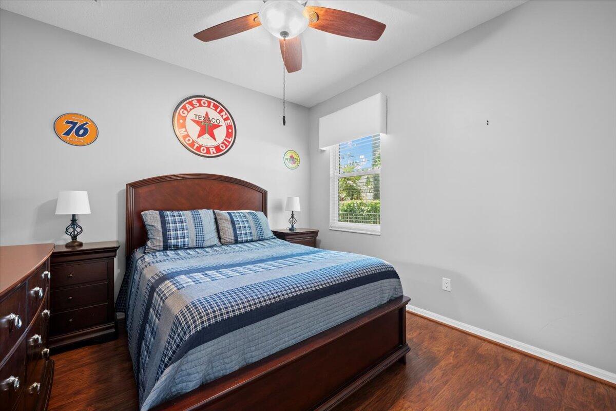 1575 Newhaven Point, West Palm Beach FL 33411
