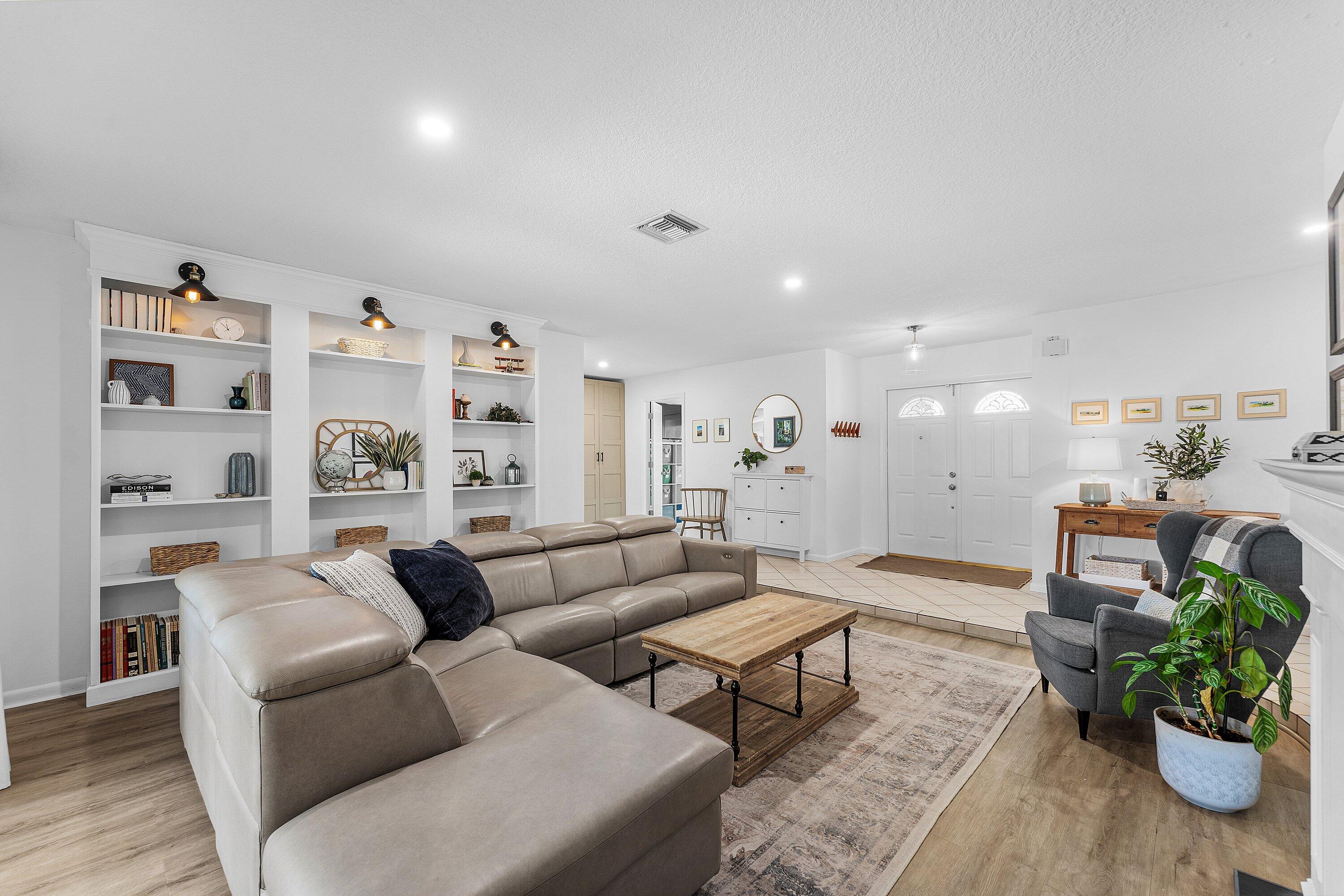 17680 Pine Needle, Boca Raton FL 33487
