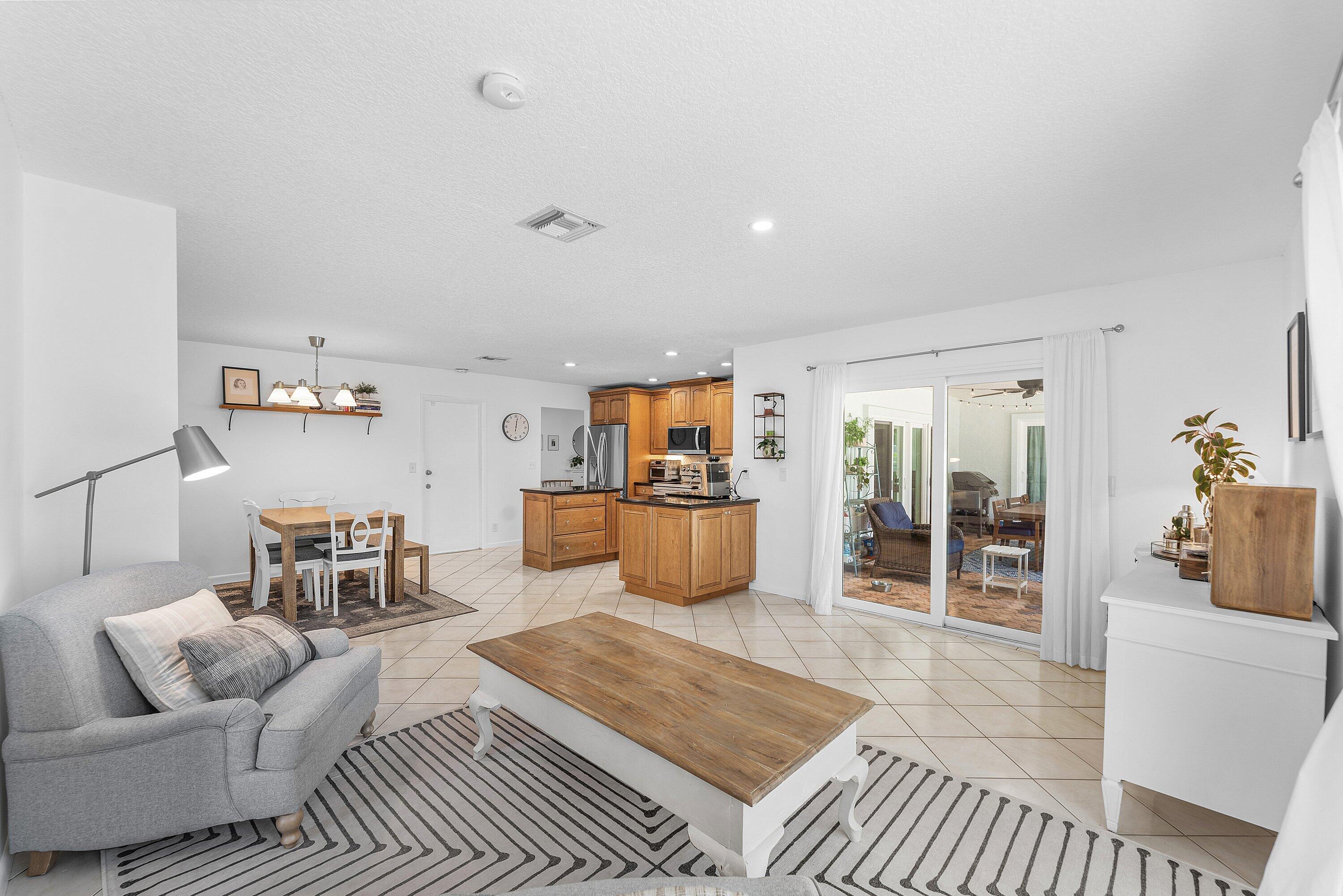 17680 Pine Needle, Boca Raton FL 33487