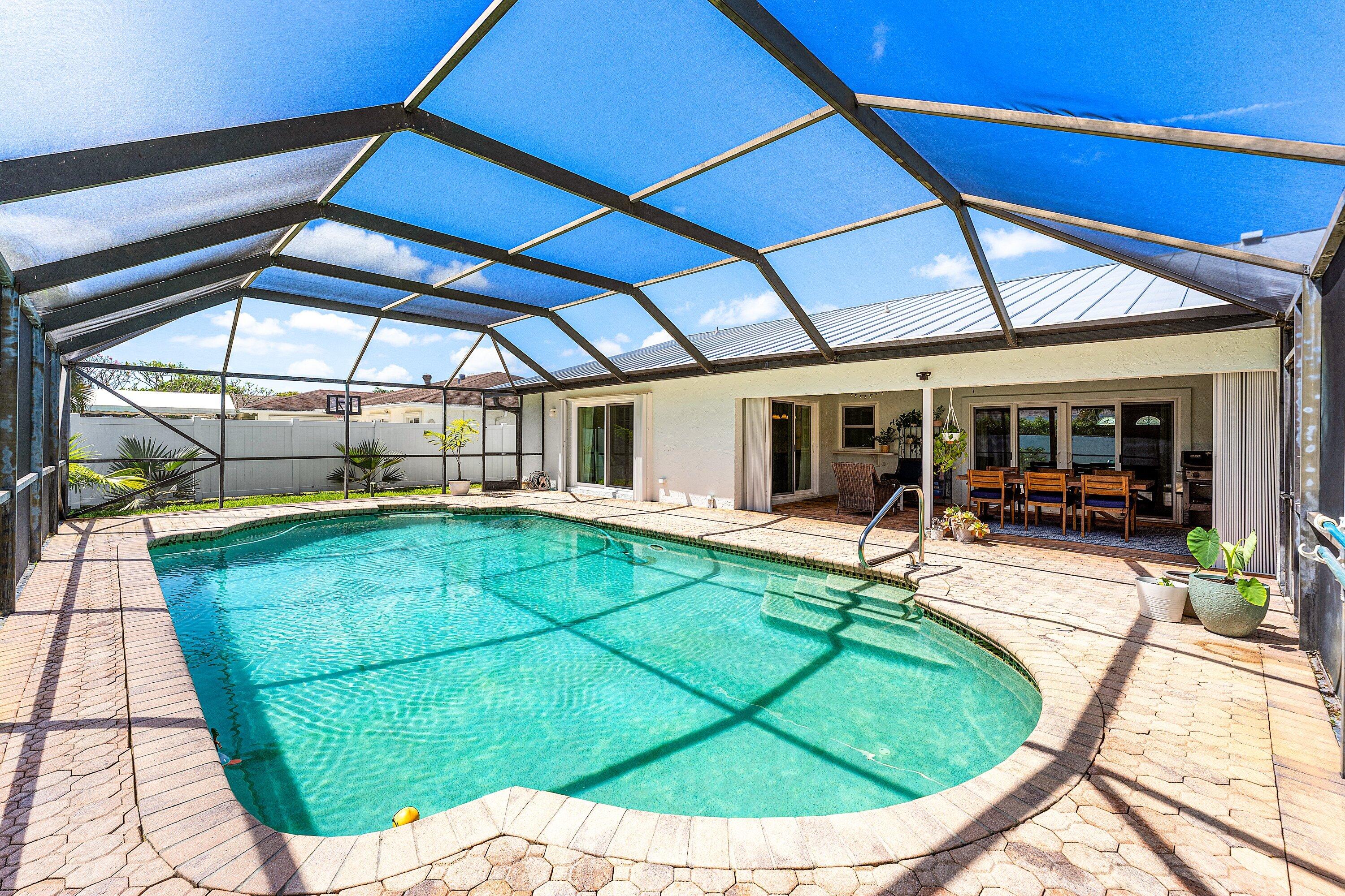 17680 Pine Needle, Boca Raton FL 33487