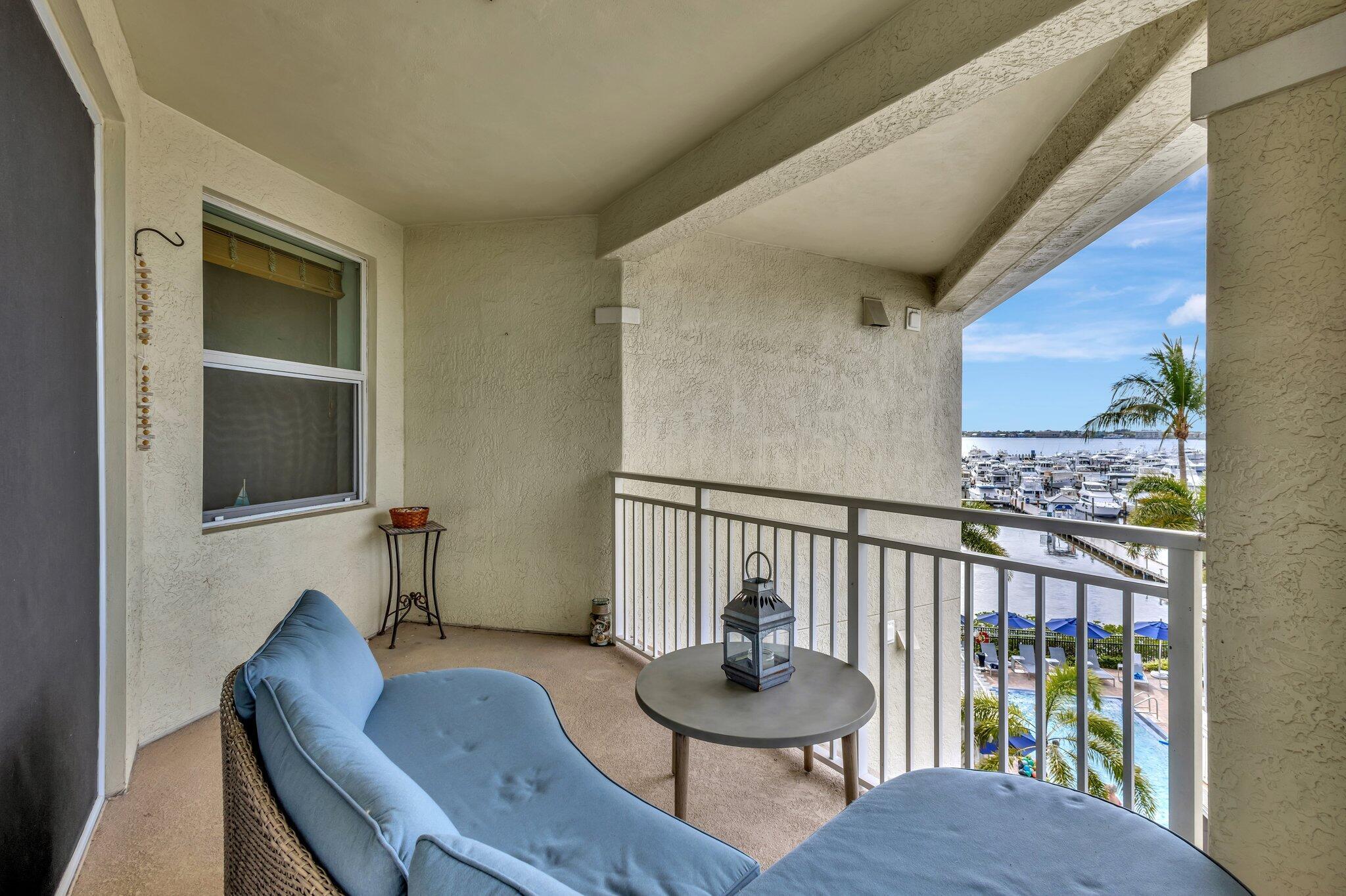 975 NW Flagler #407, Stuart FL 34994
