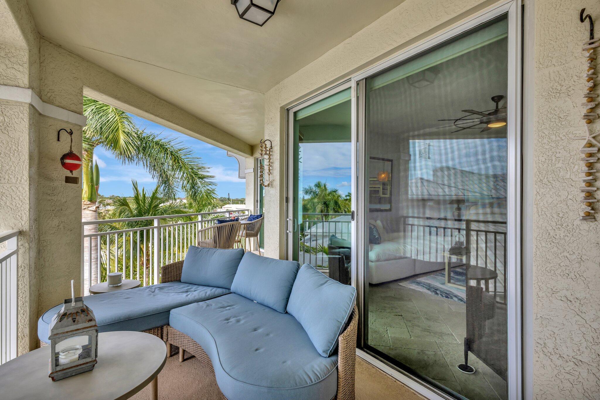 975 NW Flagler #407, Stuart FL 34994