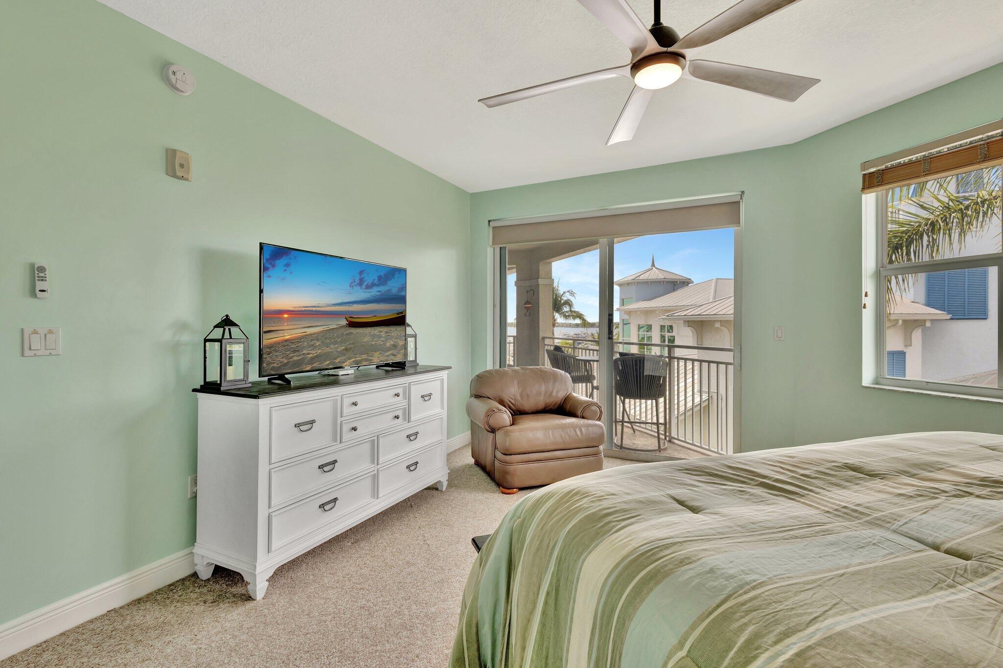 975 NW Flagler #407, Stuart FL 34994