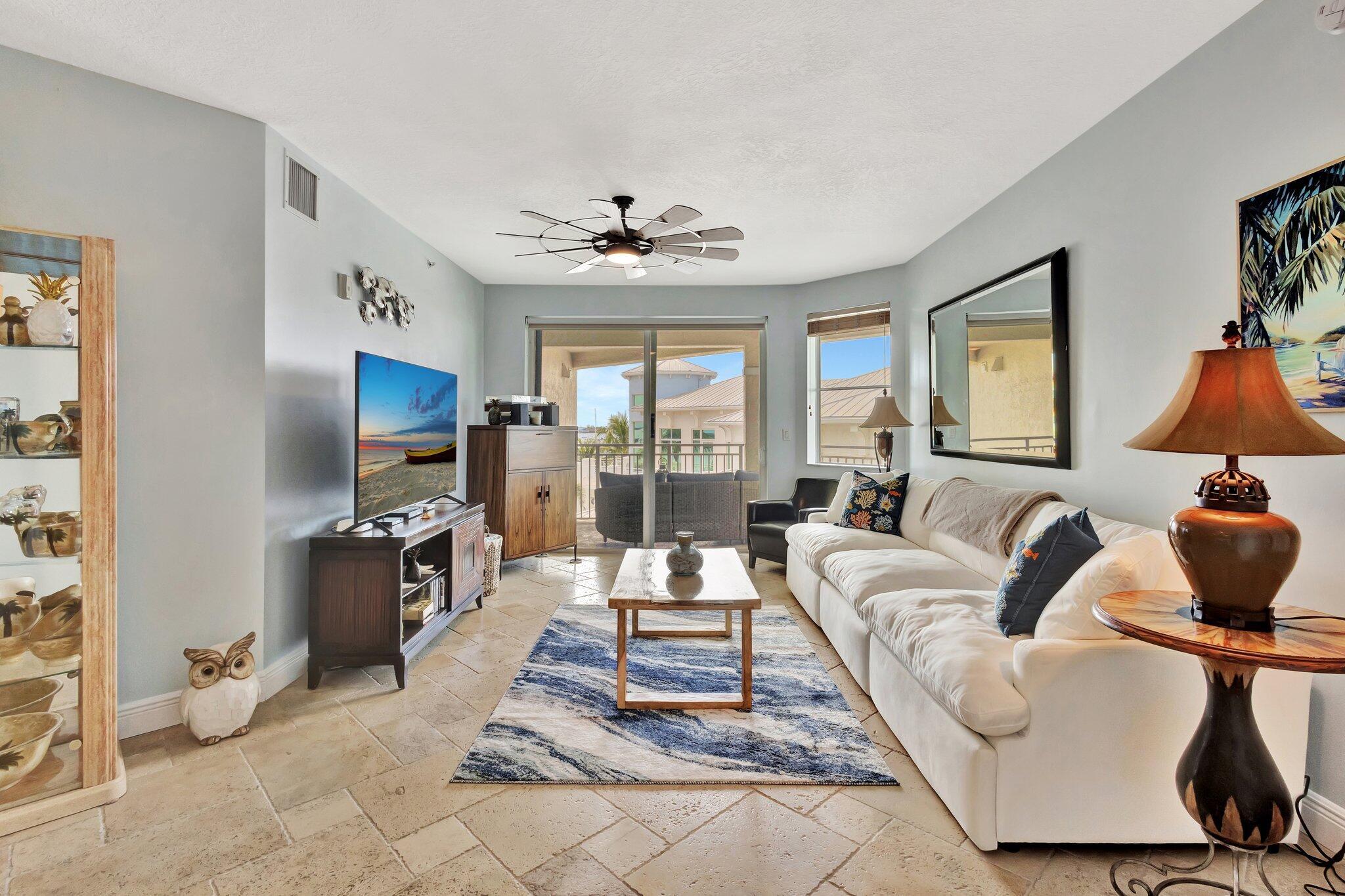 975 NW Flagler #407, Stuart FL 34994