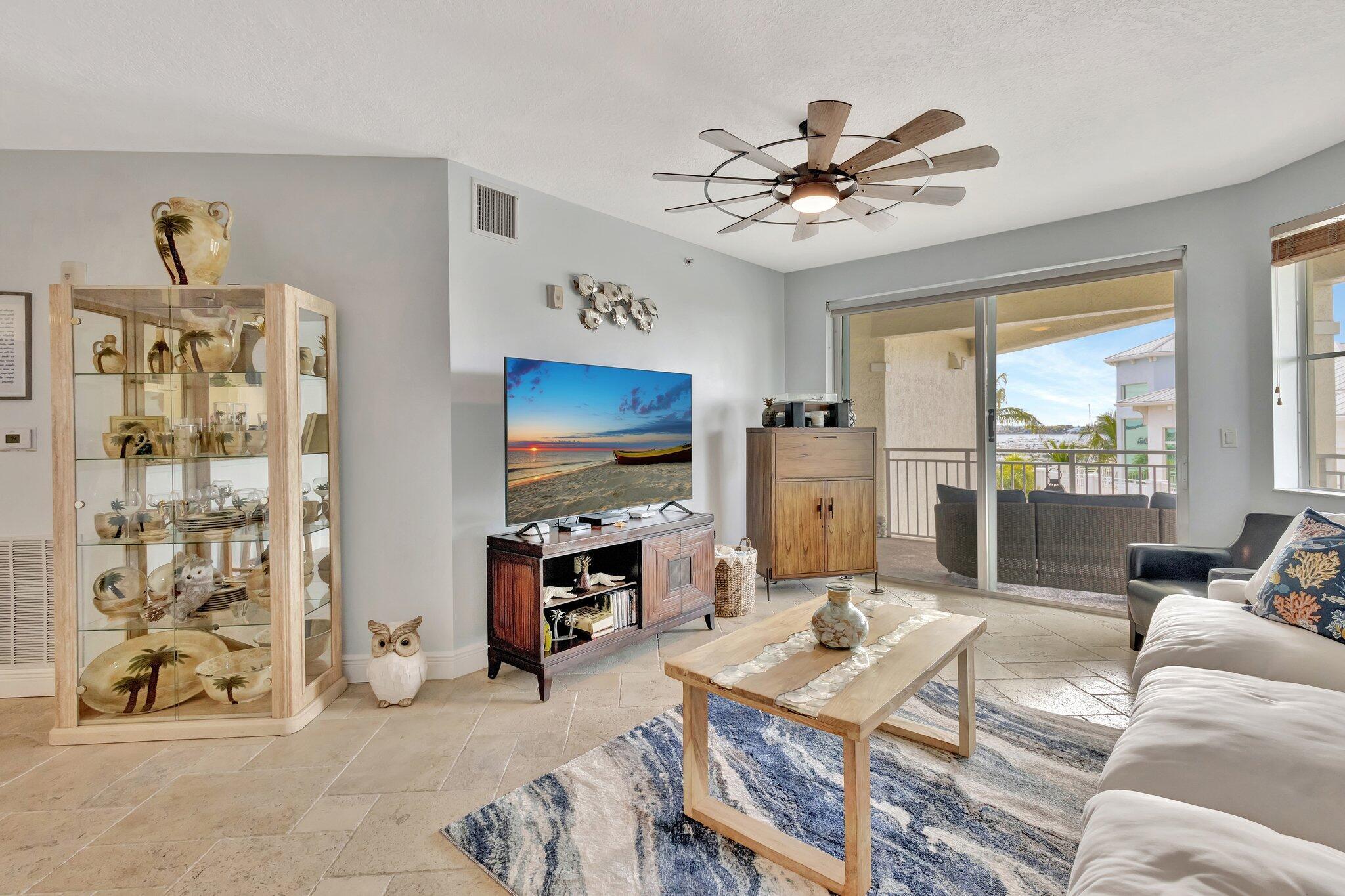 975 NW Flagler #407, Stuart FL 34994